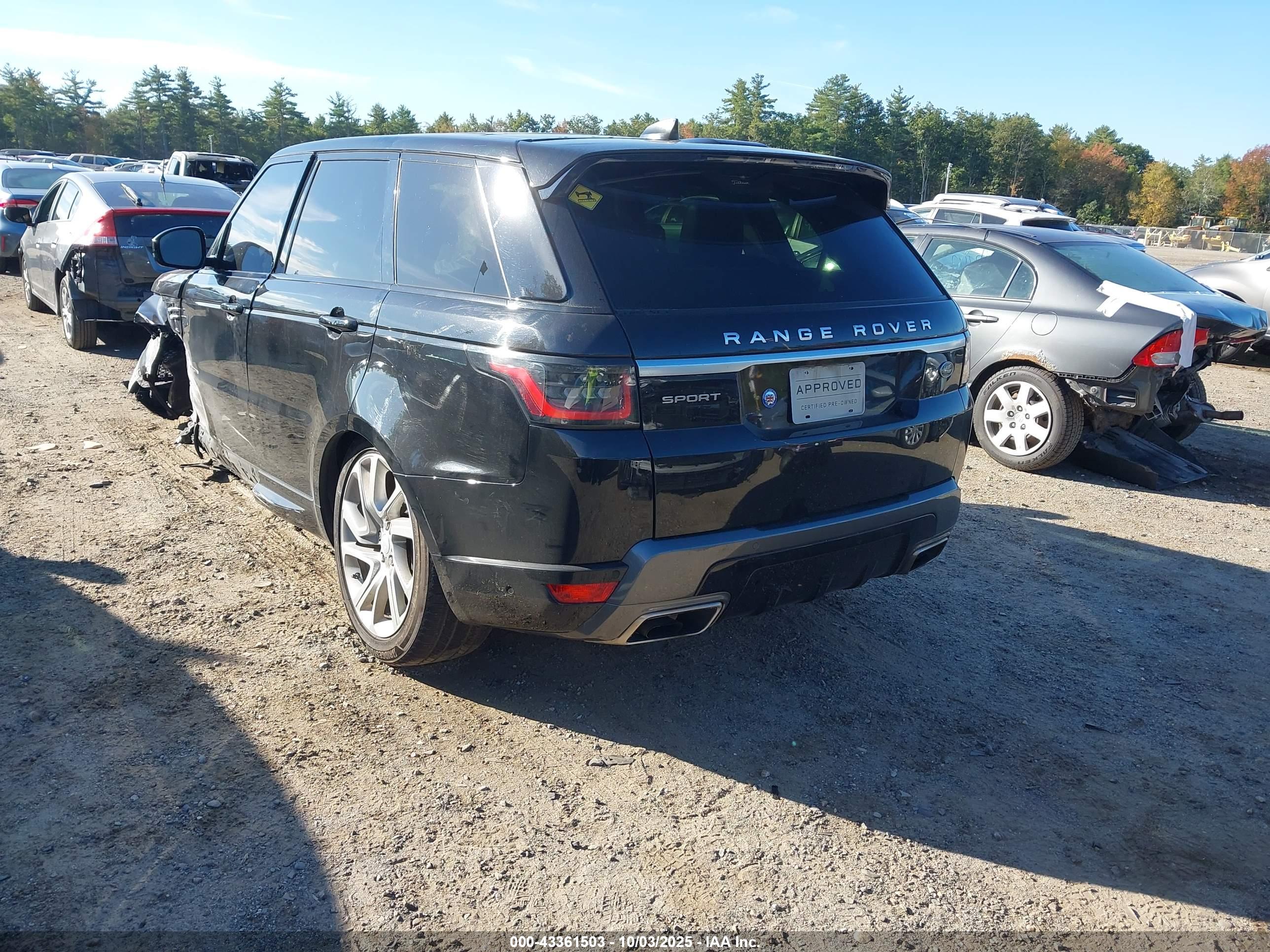 LAND ROVER image 3