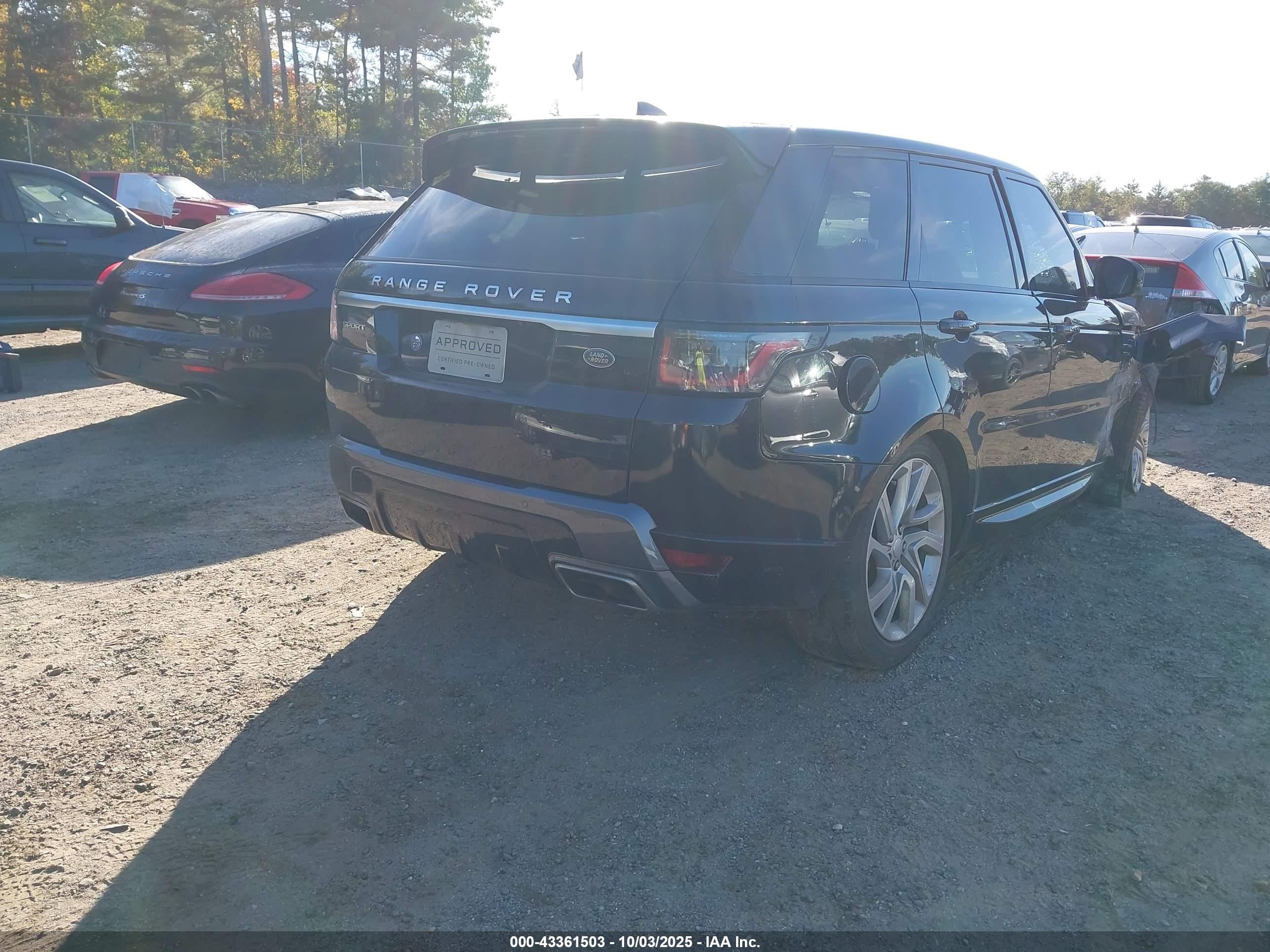 LAND ROVER image 4