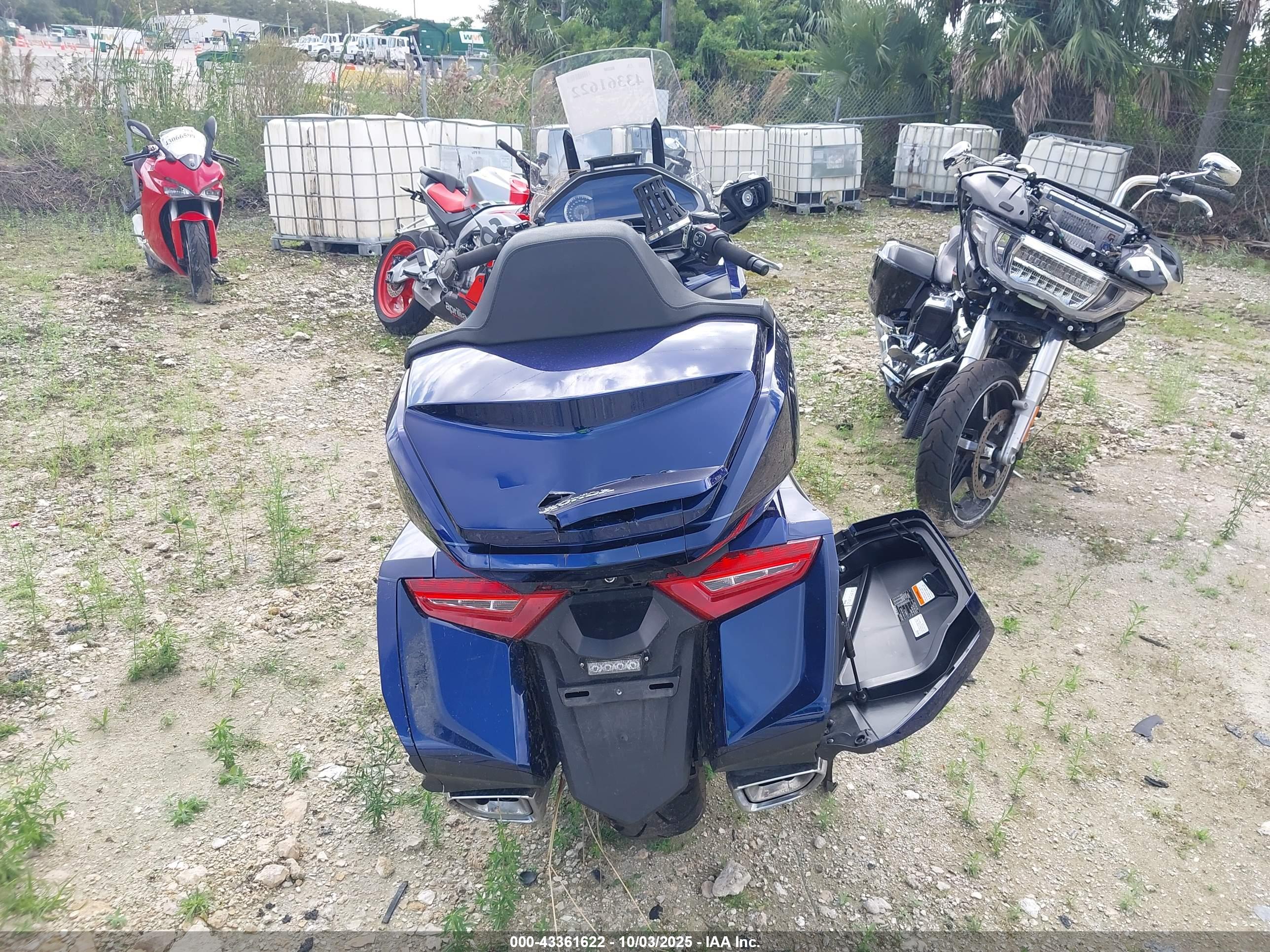 HONDA GL1800 image 6