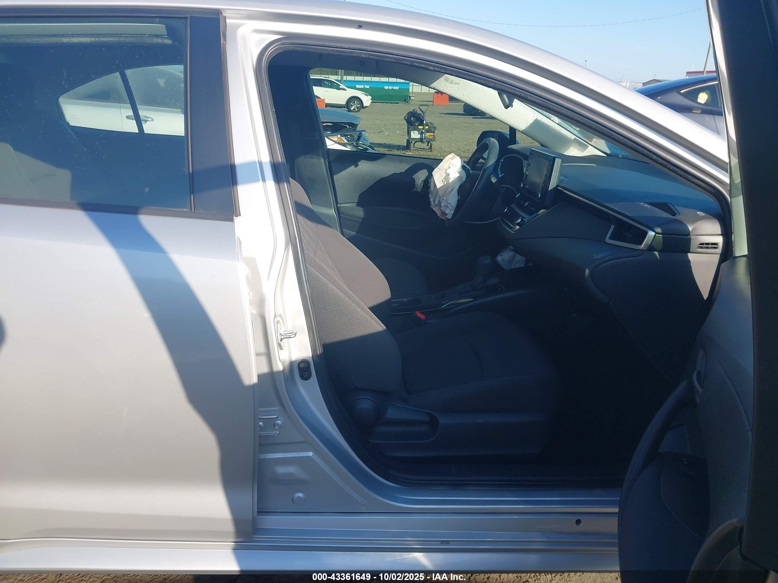 TOYOTA COROLLA image 5