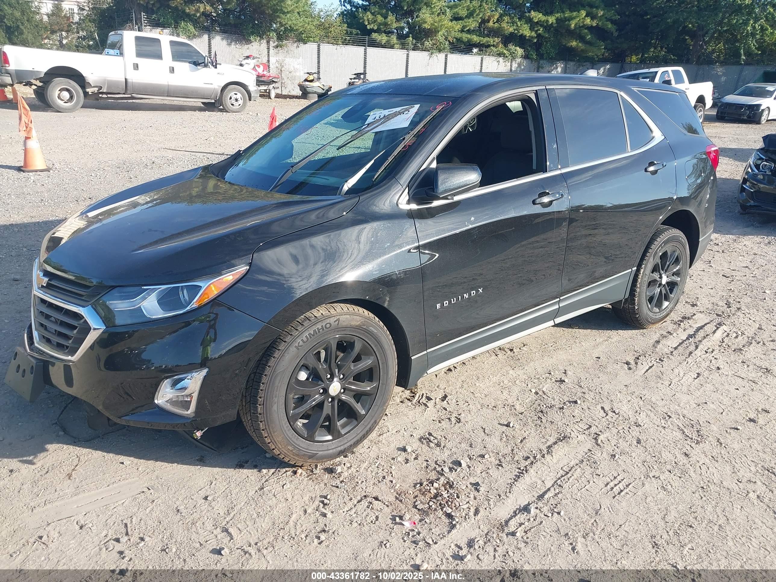 CHEVROLET EQUINOX image 2
