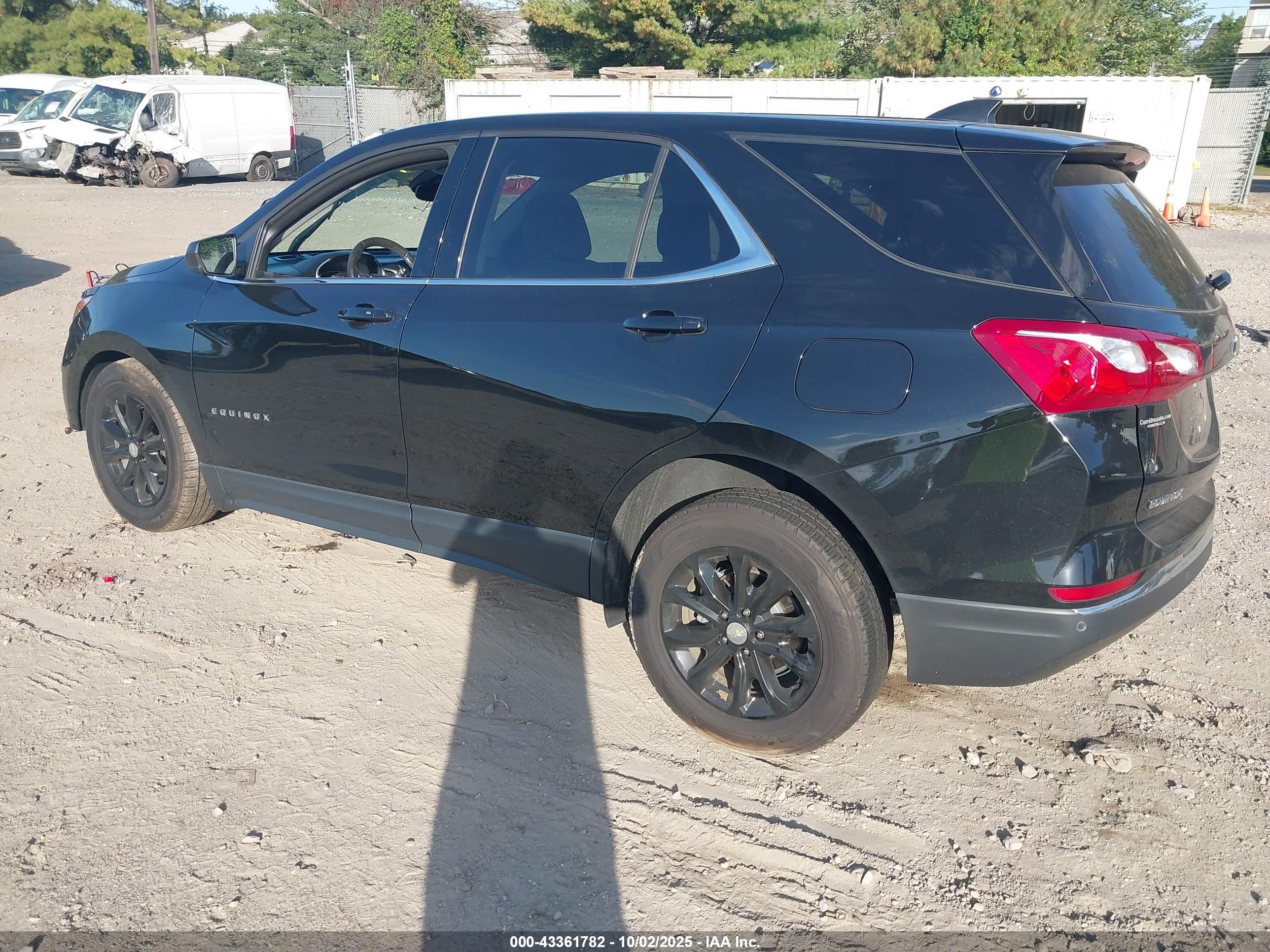 CHEVROLET EQUINOX image 3