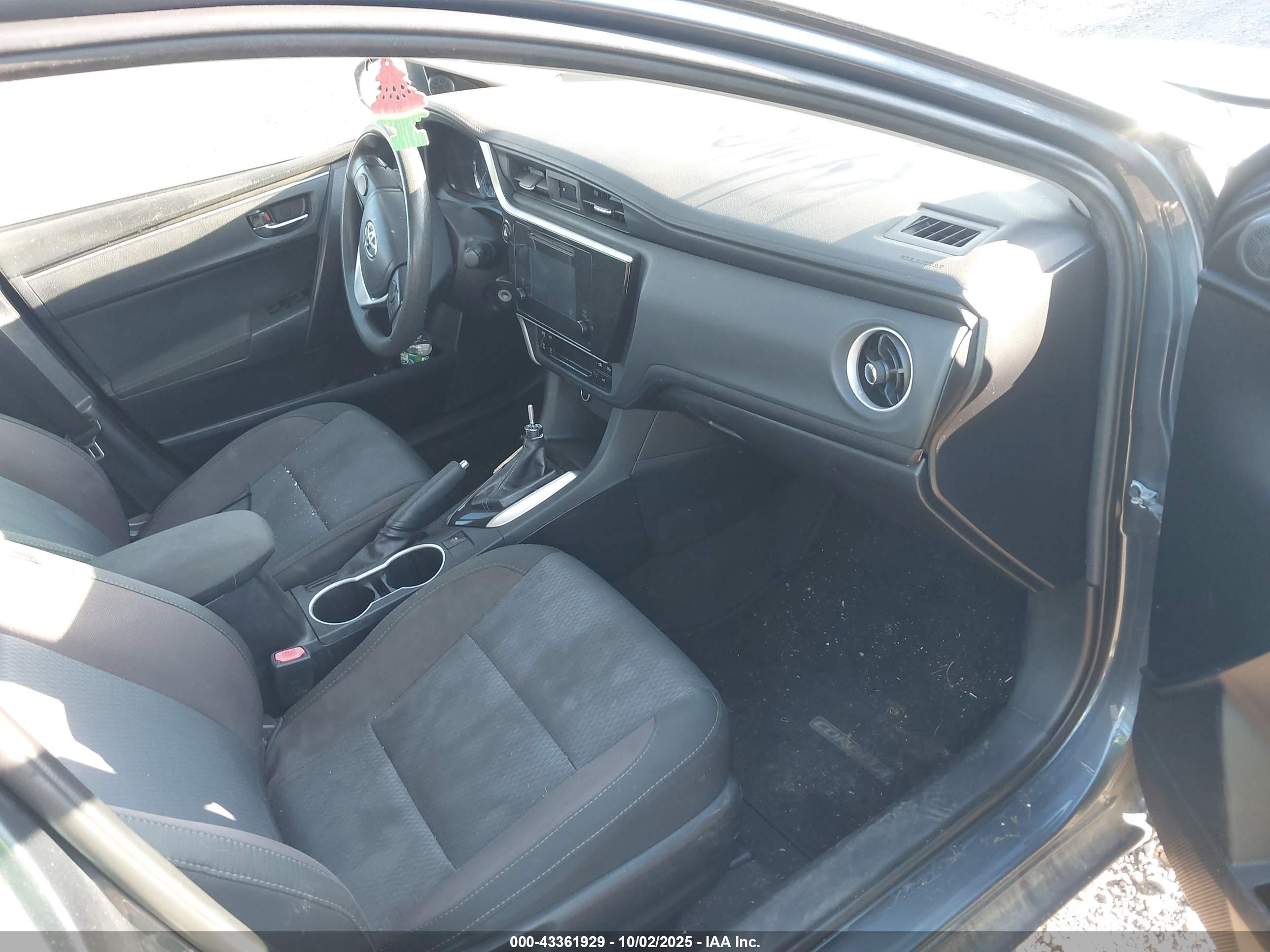 TOYOTA COROLLA image 5