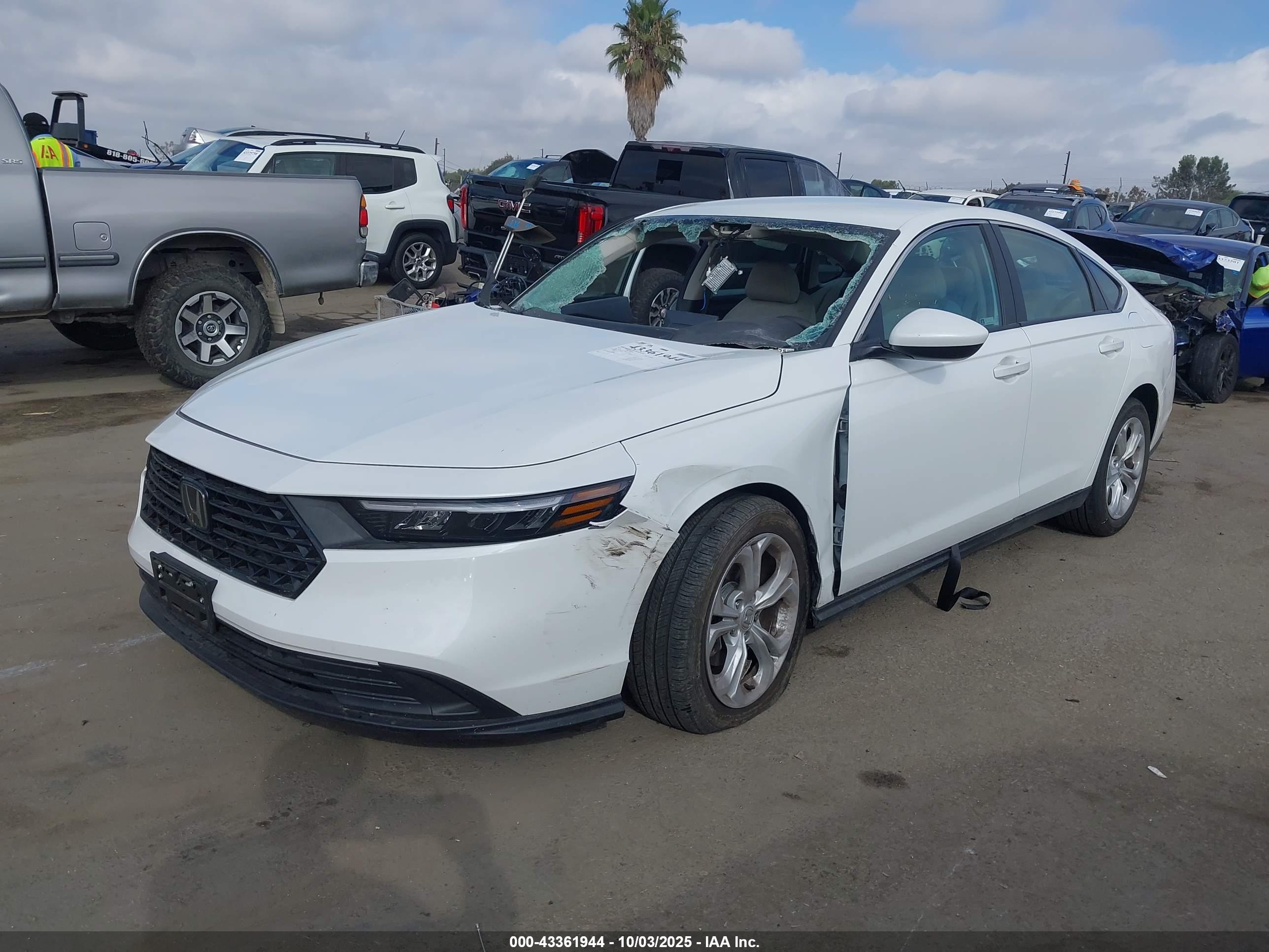 HONDA ACCORD image 2