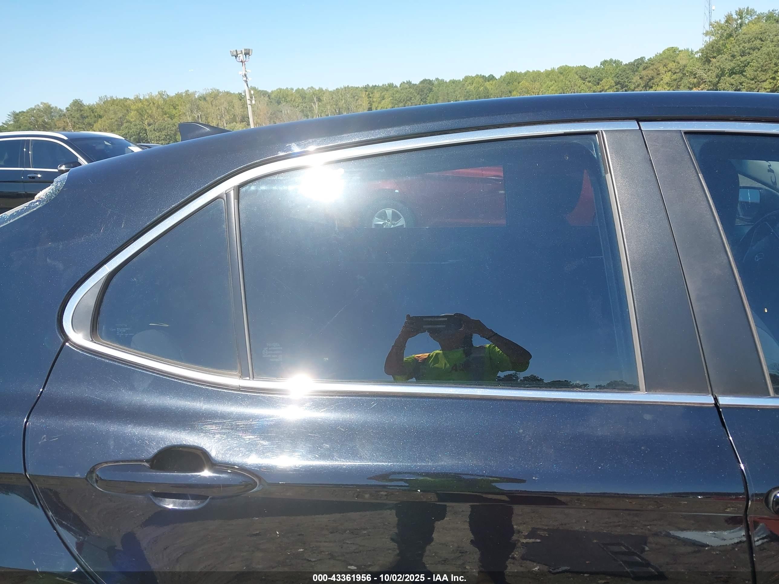 TOYOTA CAMRY image 8