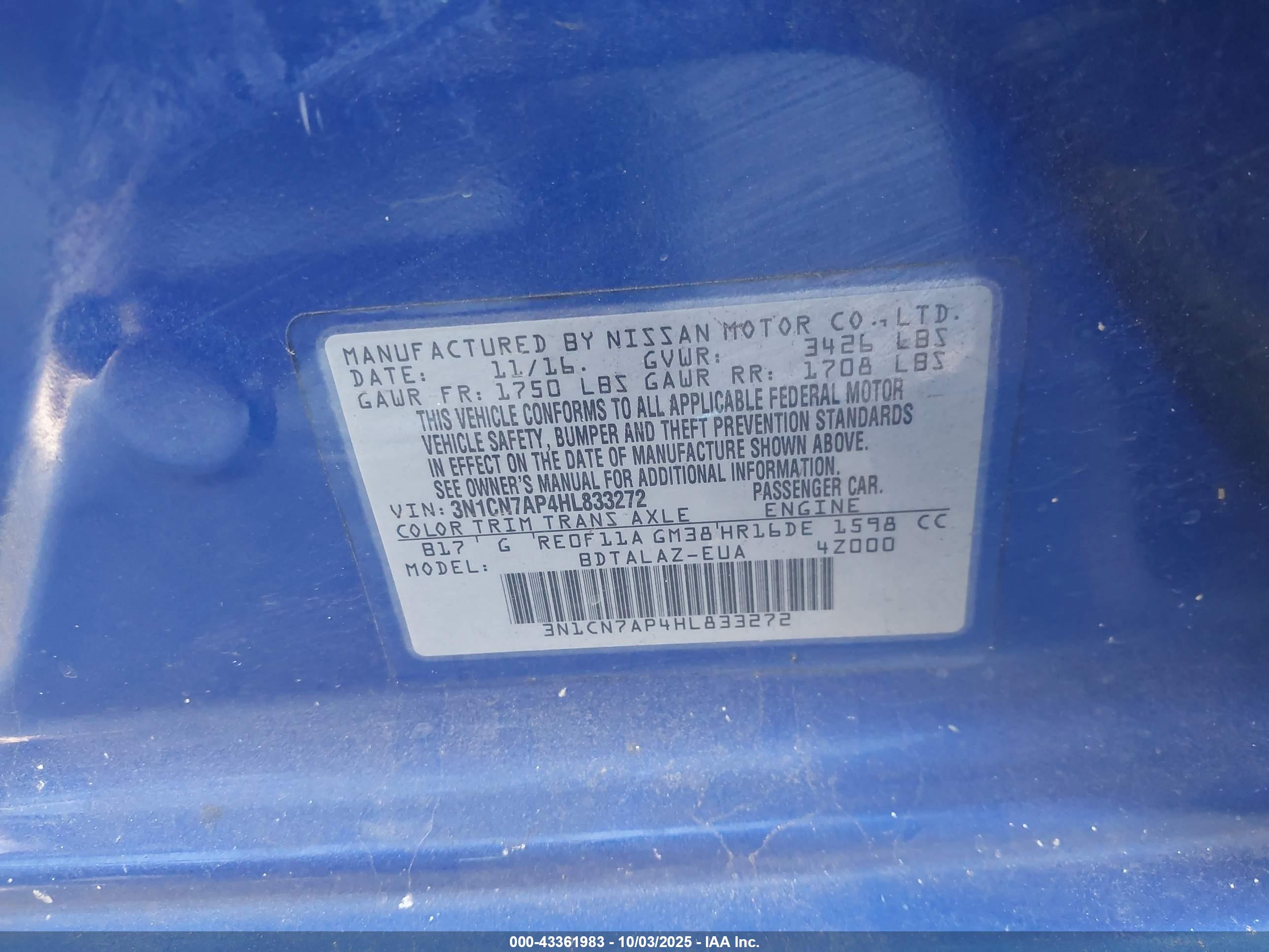 NISSAN VERSA image 9