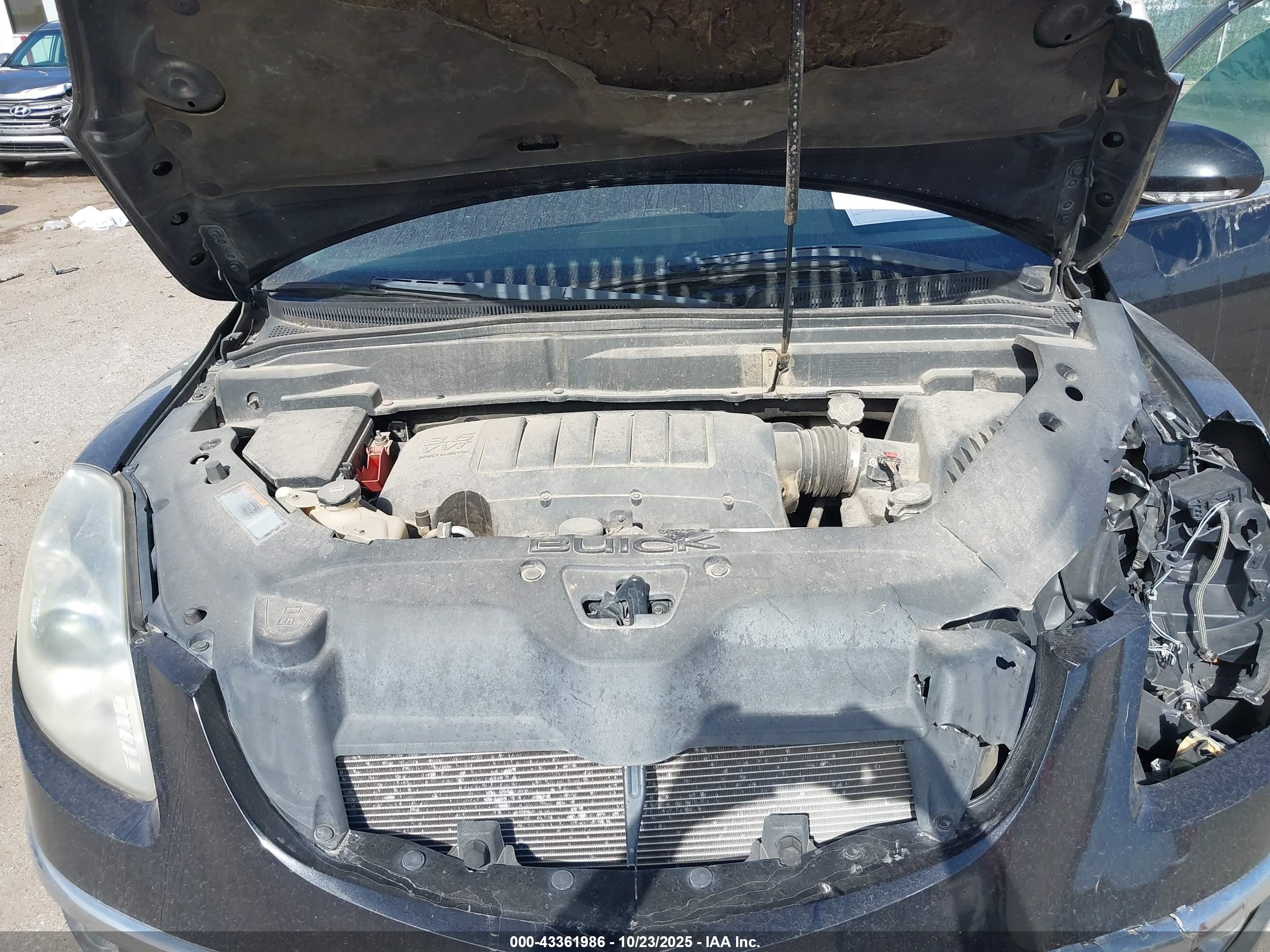 BUICK ENCLAVE image 10