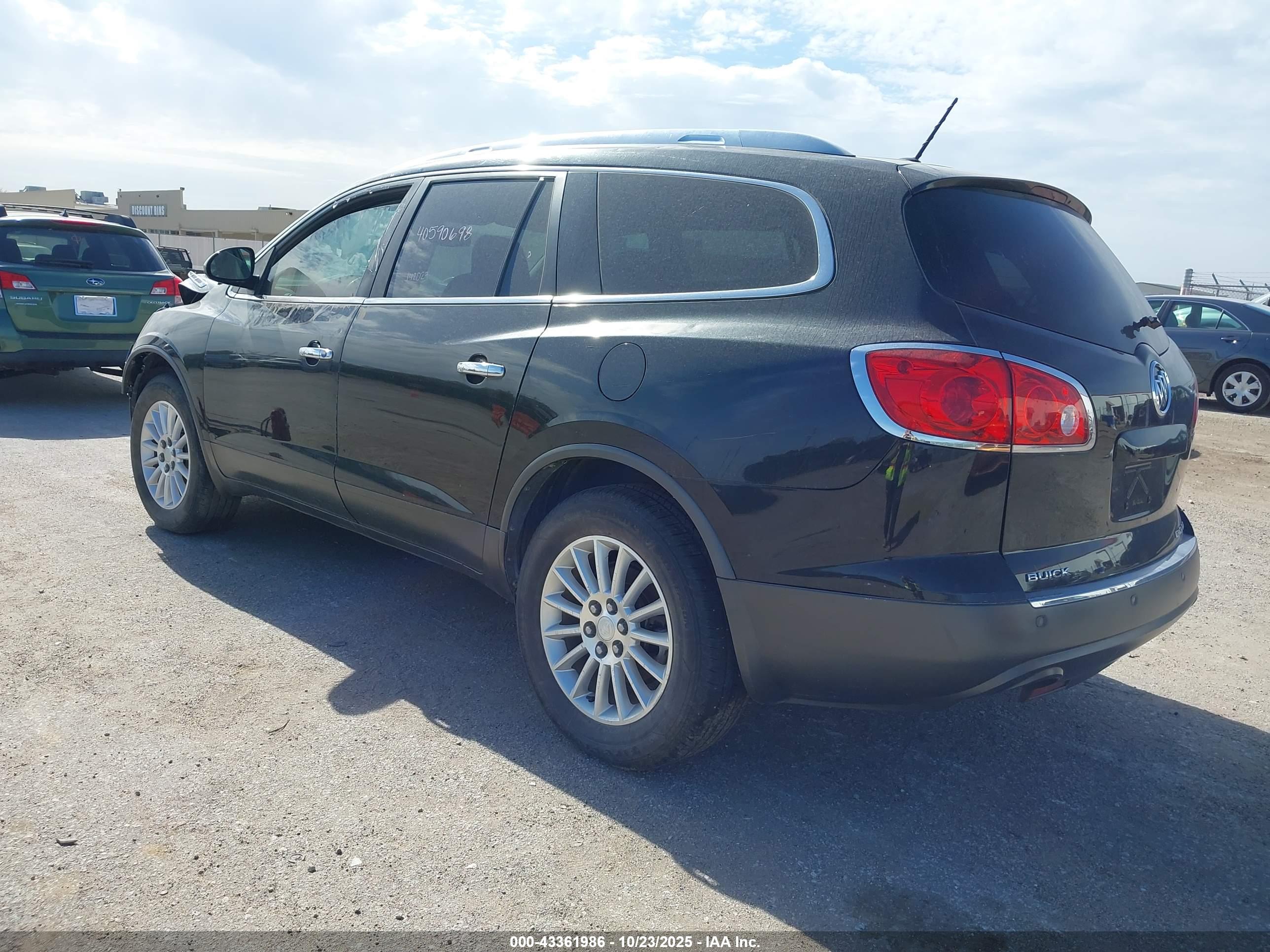 BUICK ENCLAVE image 3