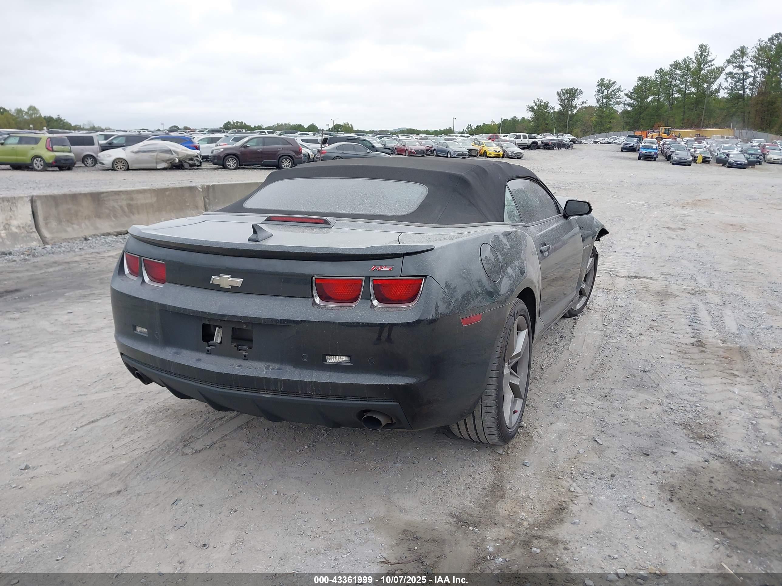 CHEVROLET CAMARO image 4