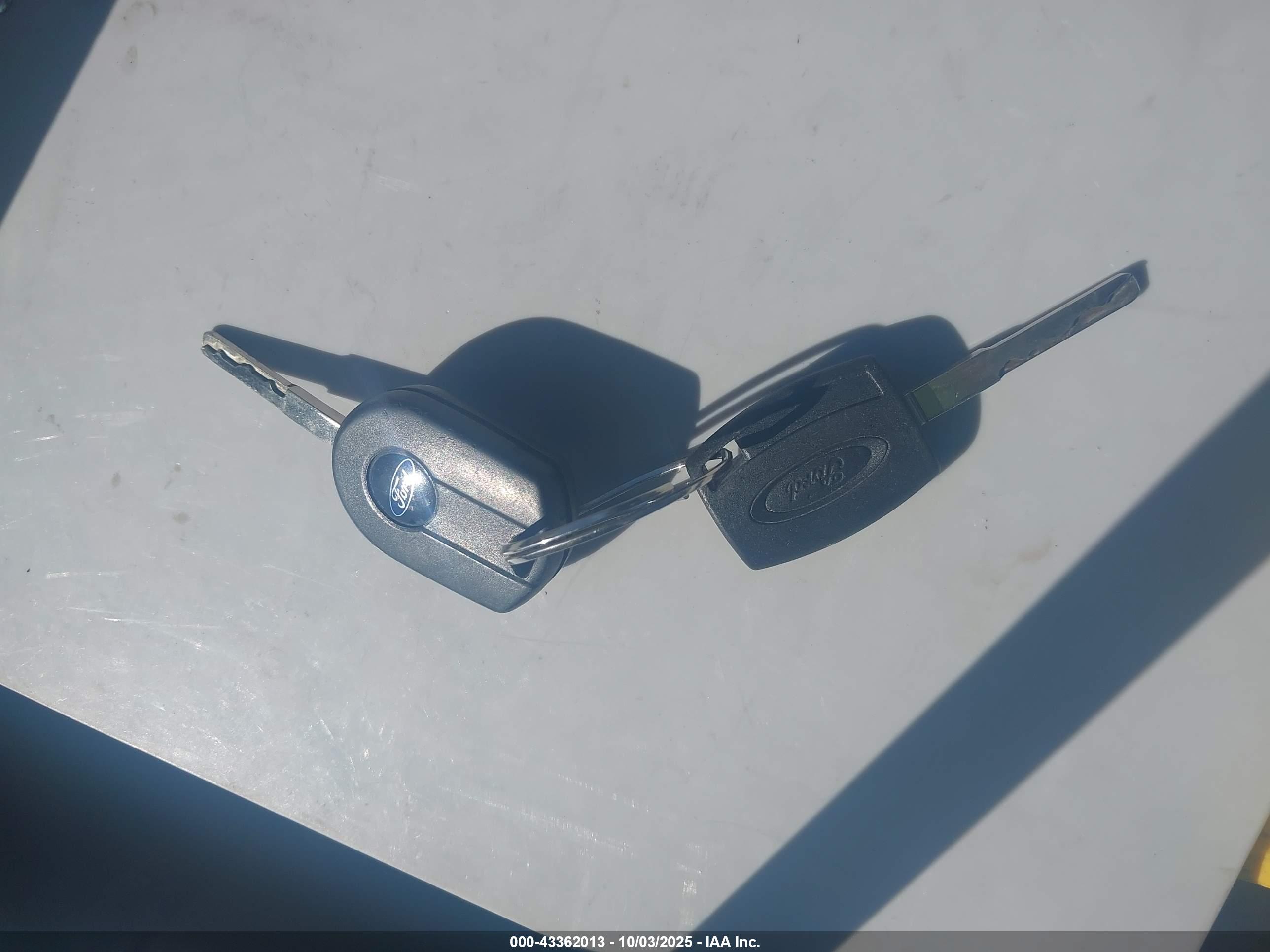 FORD FOCUS image 11