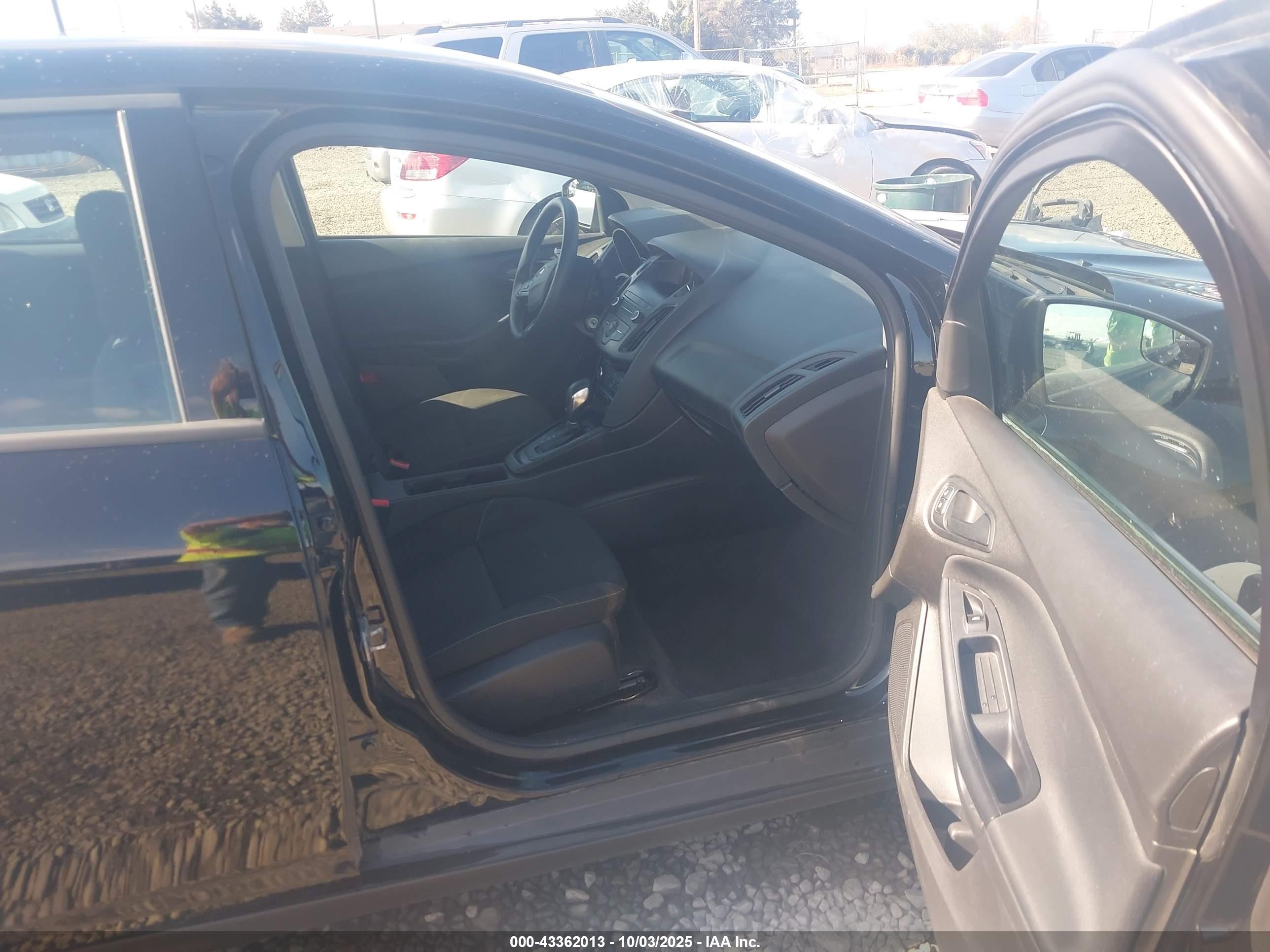 FORD FOCUS image 5