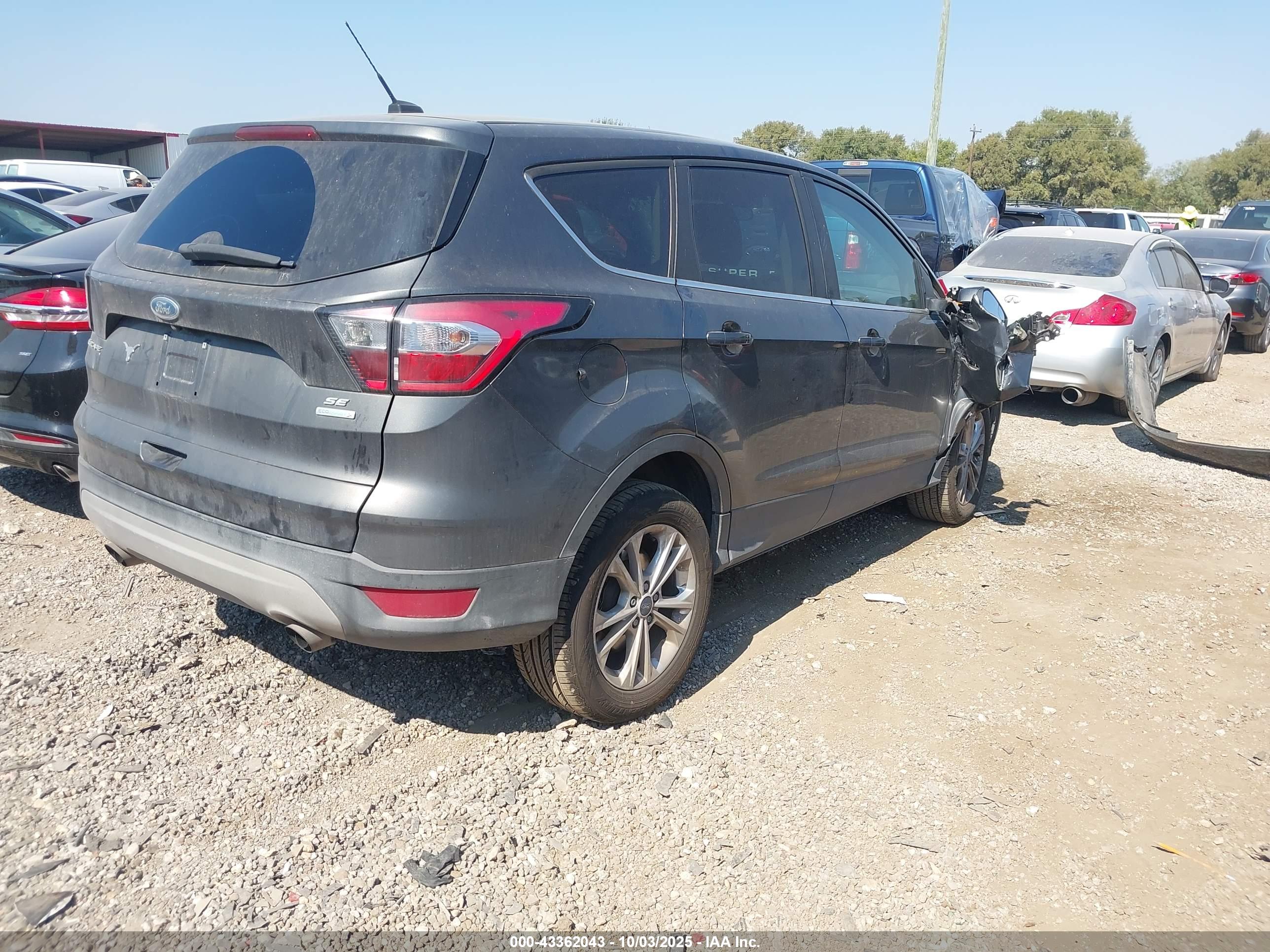 FORD ESCAPE image 4