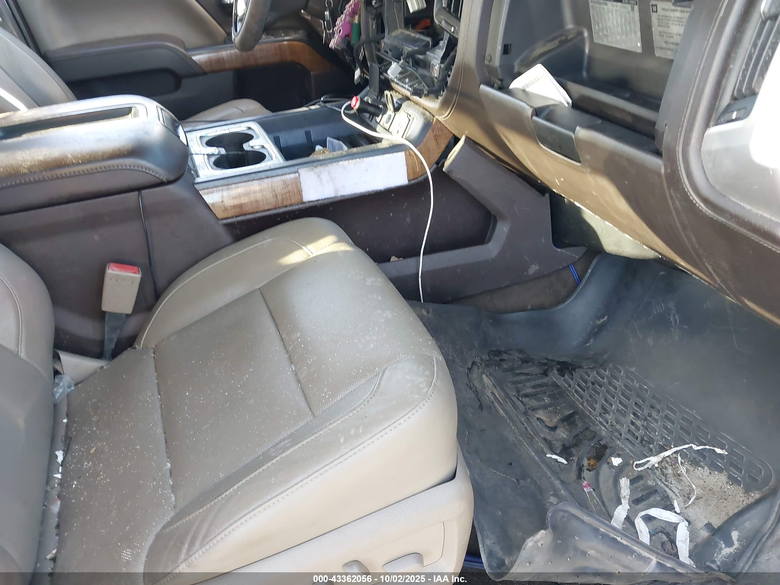 GMC SIERRA image 5