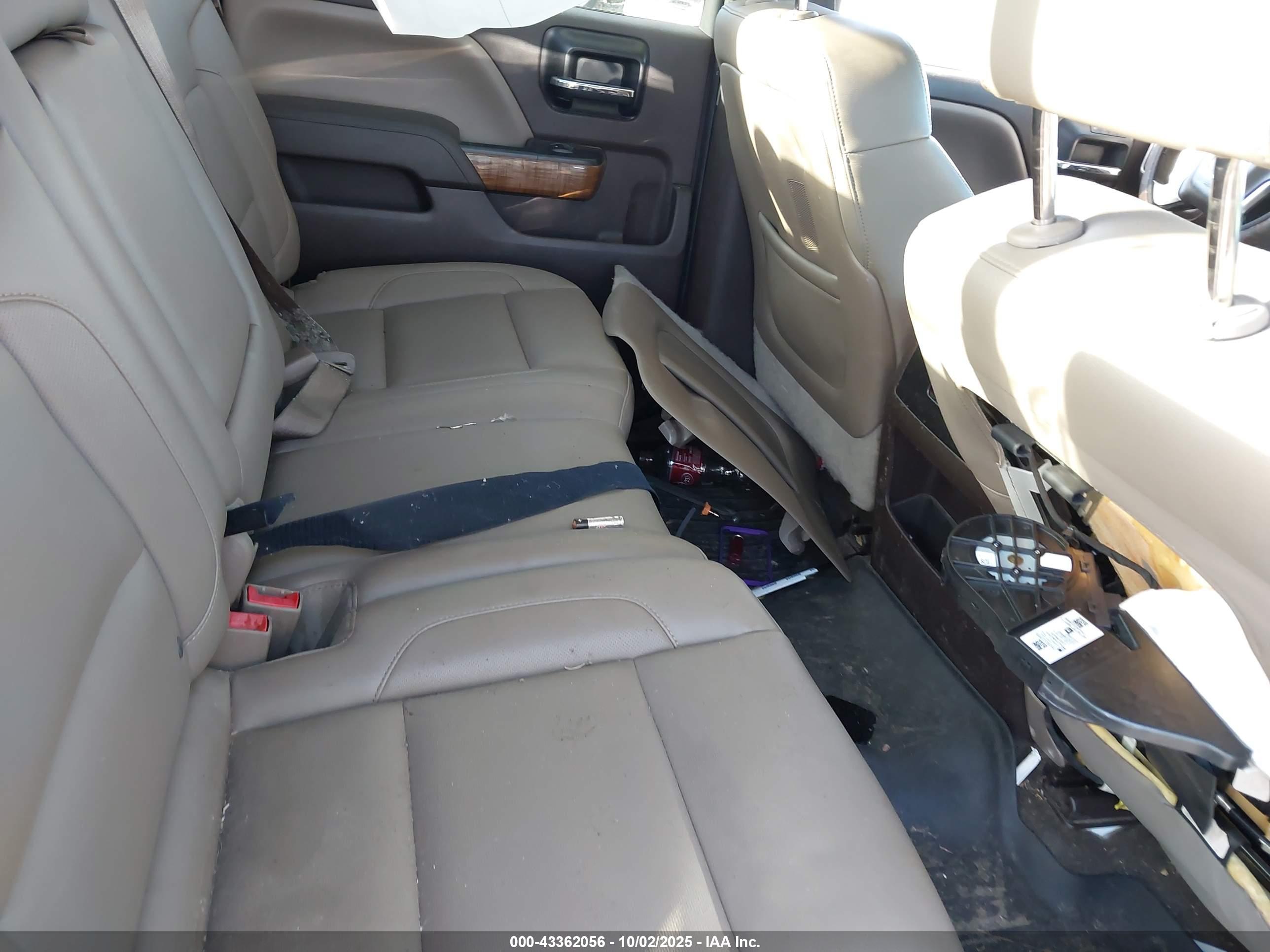 GMC SIERRA image 8