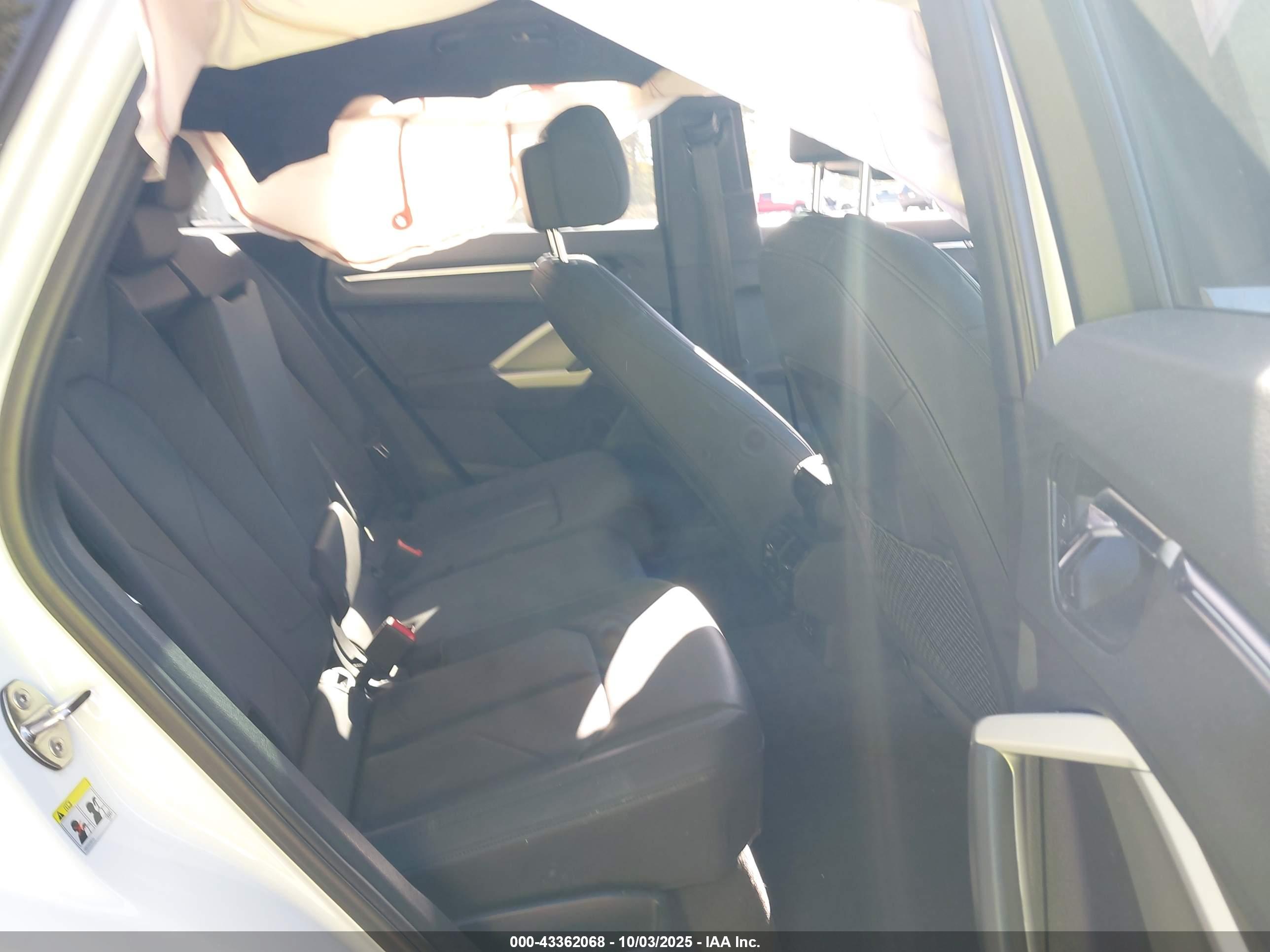 AUDI Q3 image 8