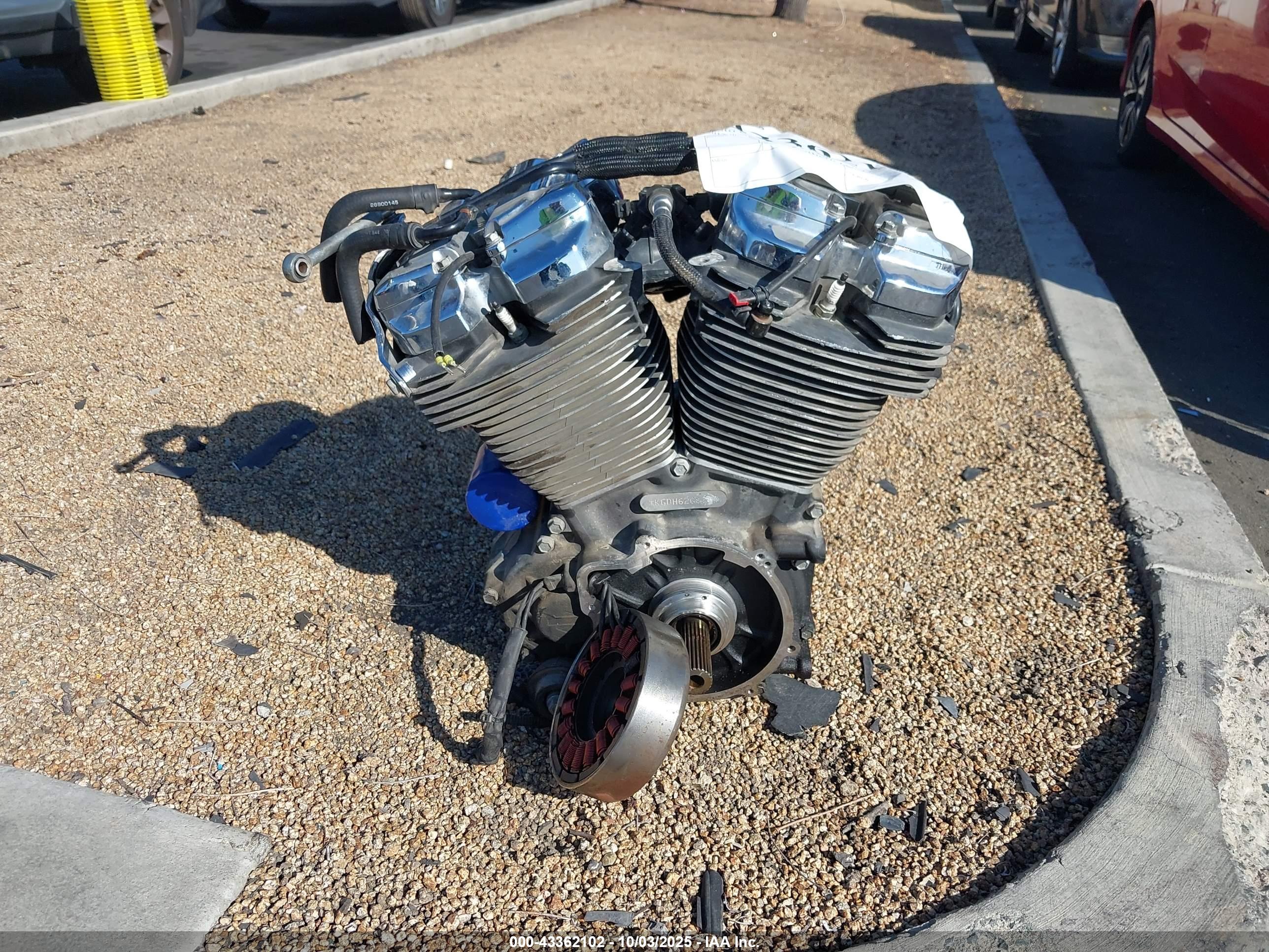 HARLEY-DAVIDSON FLTRU image 2
