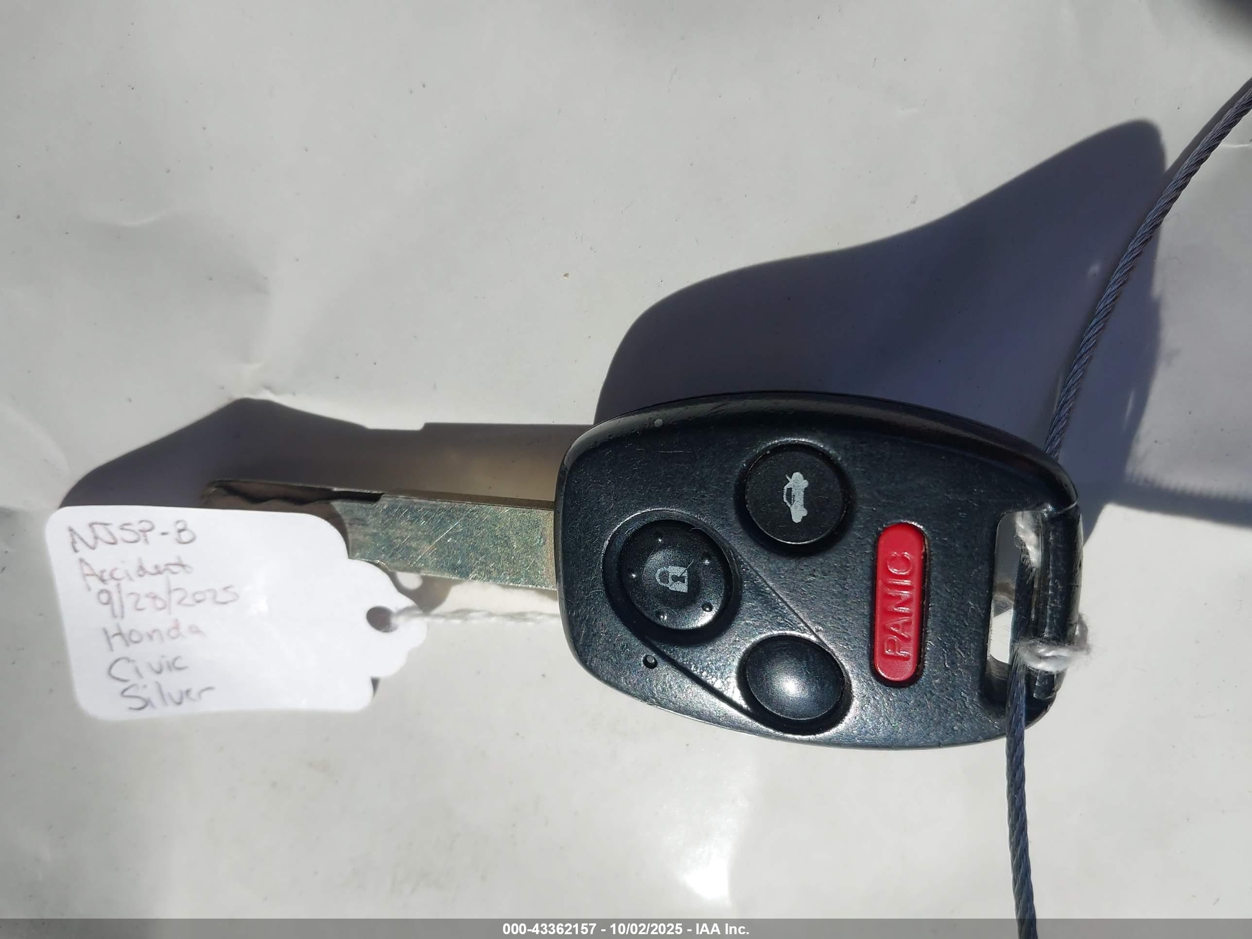 HONDA CIVIC image 11