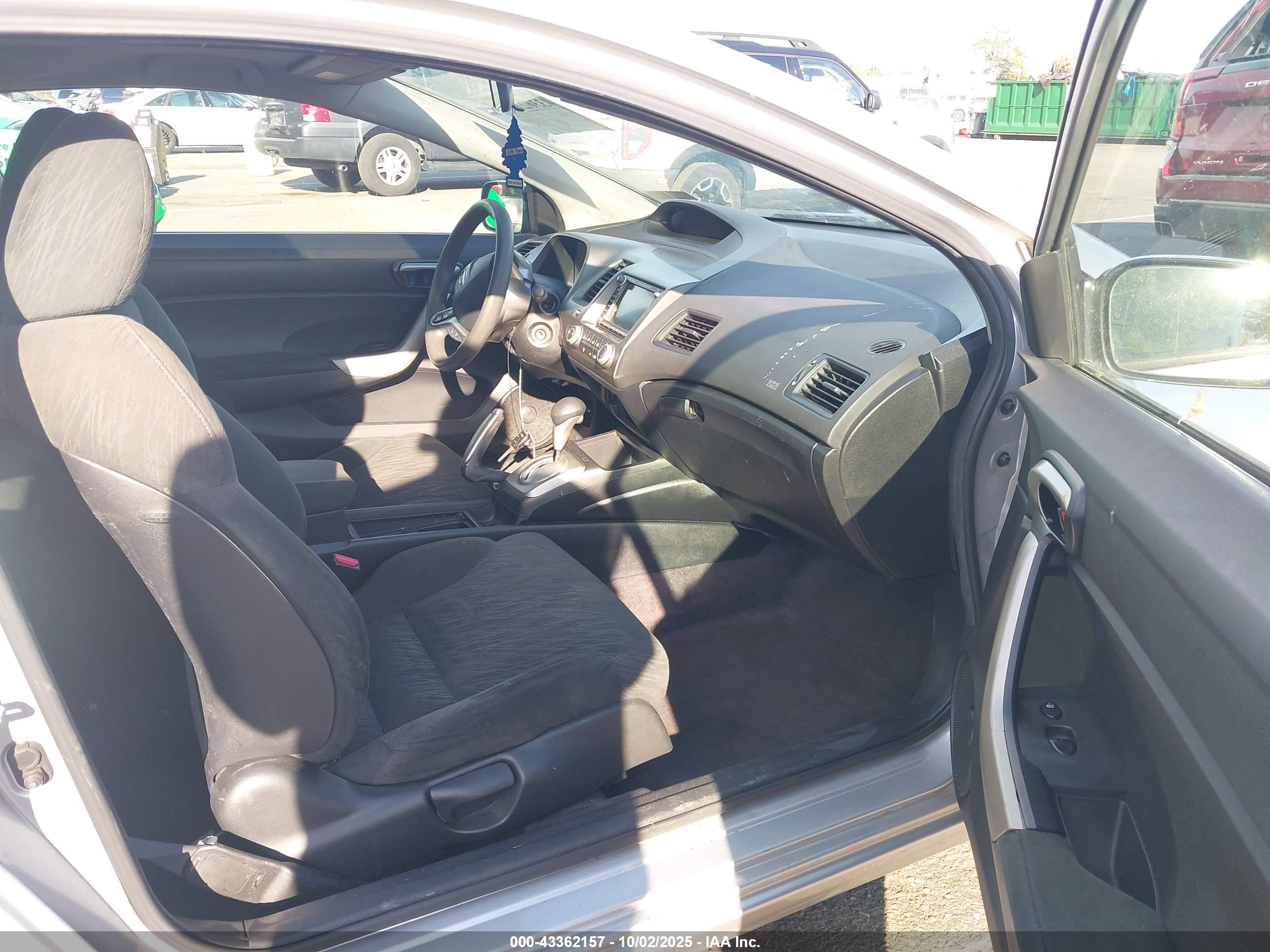 HONDA CIVIC image 5