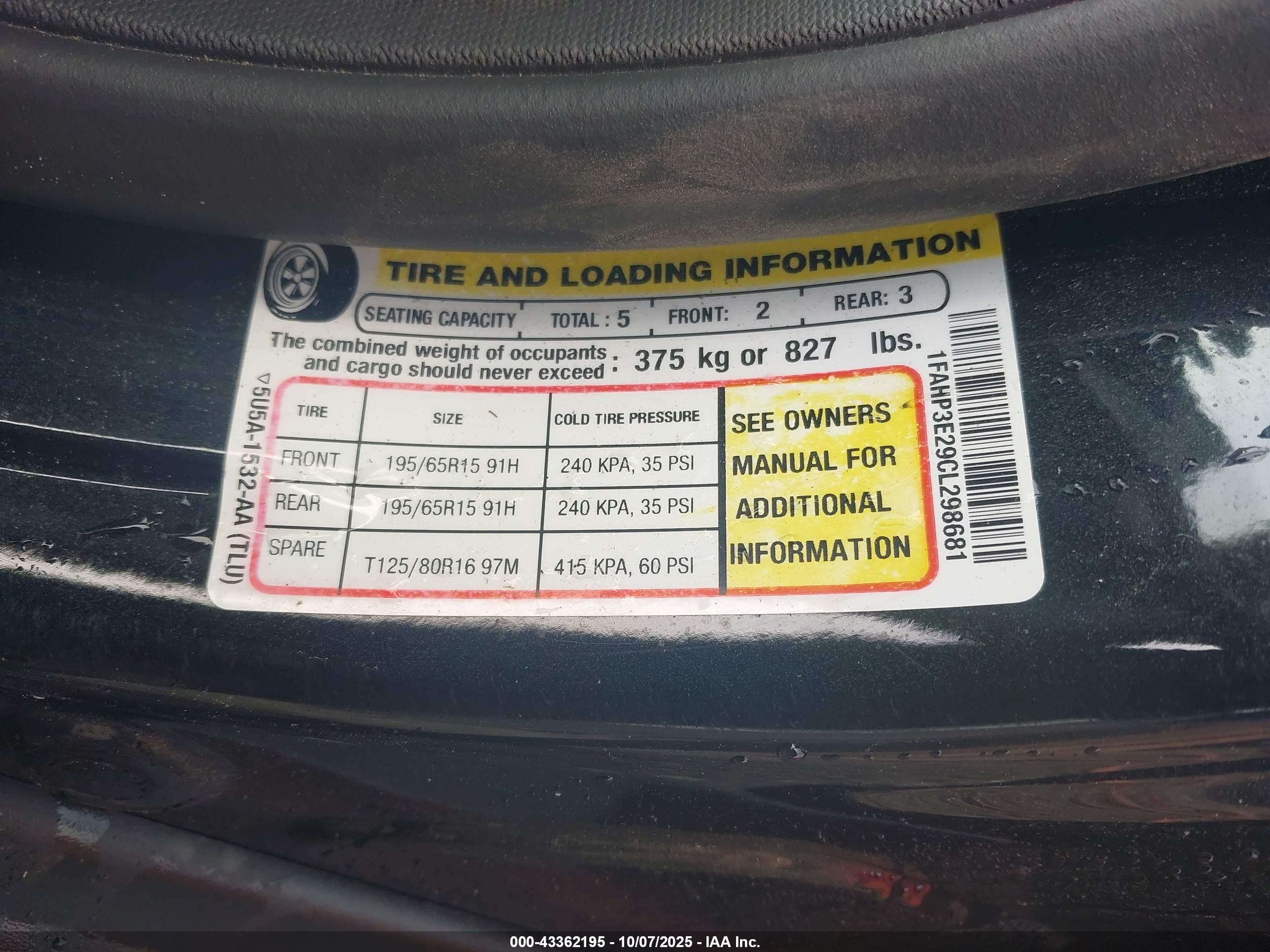 FORD FOCUS image 9