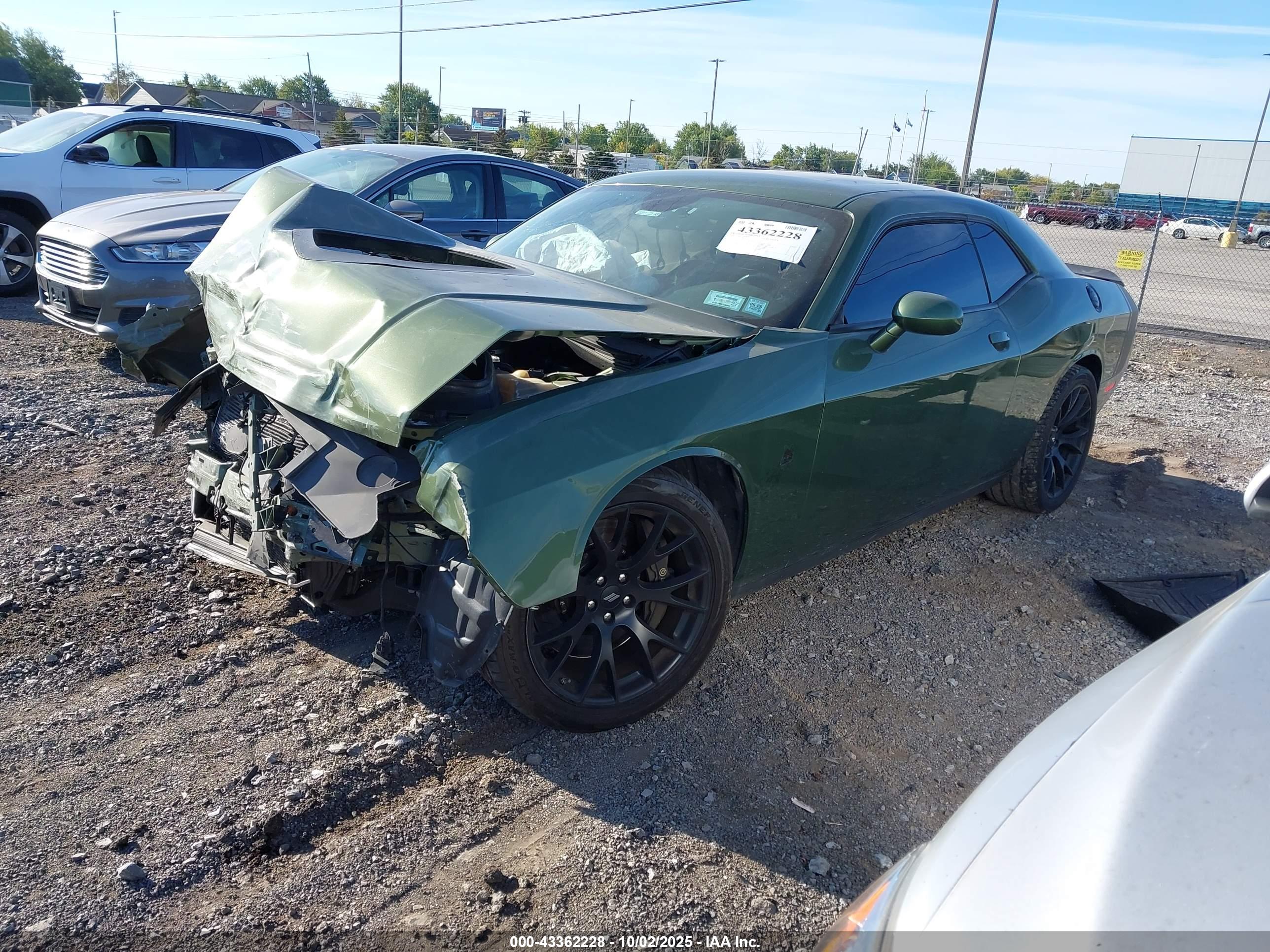 DODGE CHALLENGER image 2