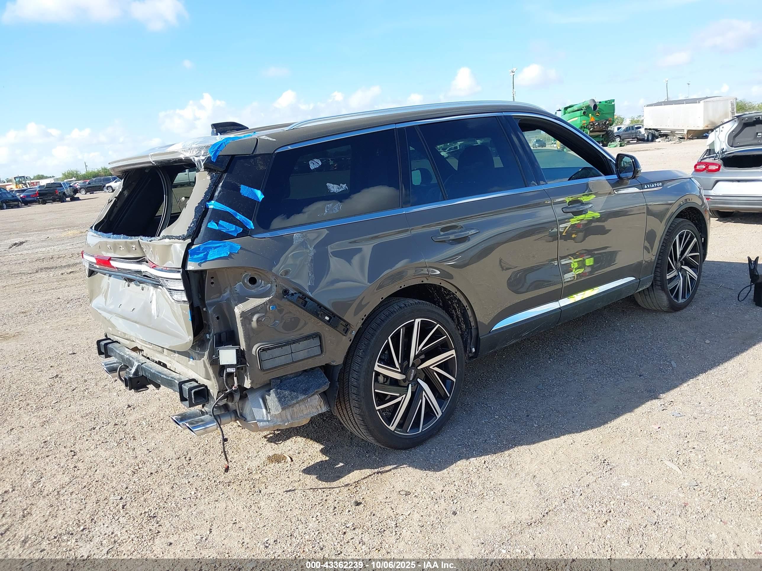 LINCOLN AVIATOR image 4