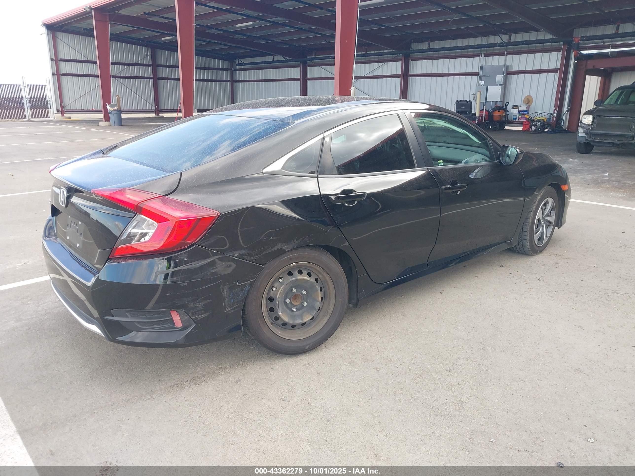 HONDA CIVIC image 4