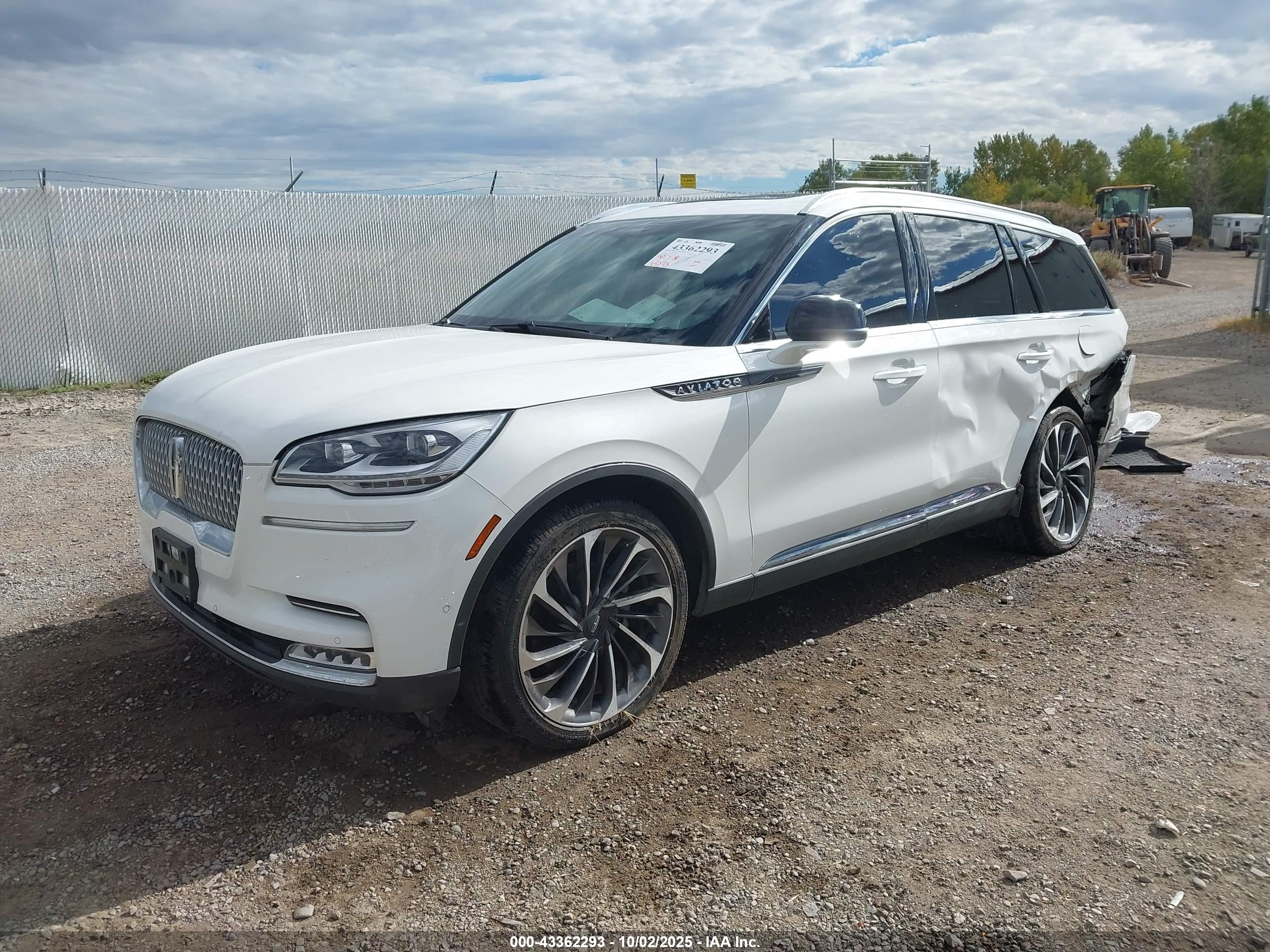 LINCOLN AVIATOR image 2
