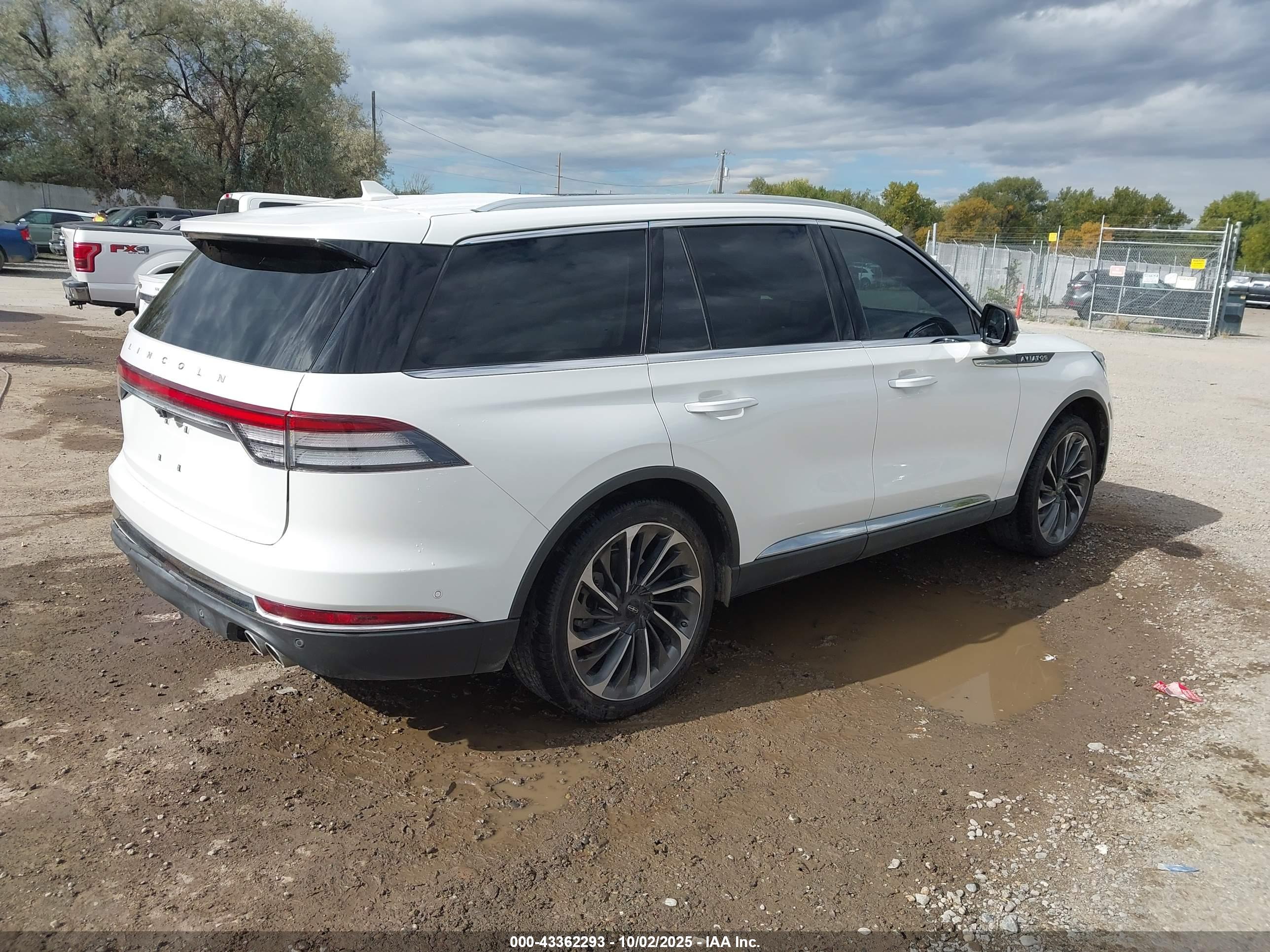 LINCOLN AVIATOR image 4