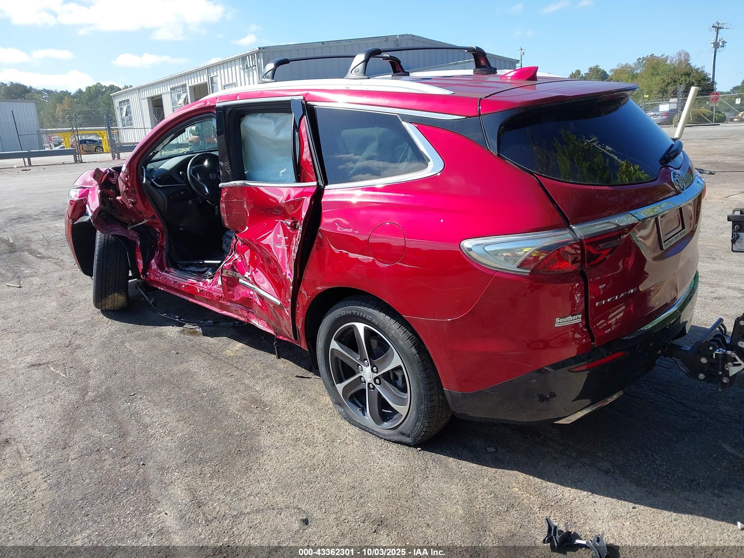 BUICK ENCLAVE image 3