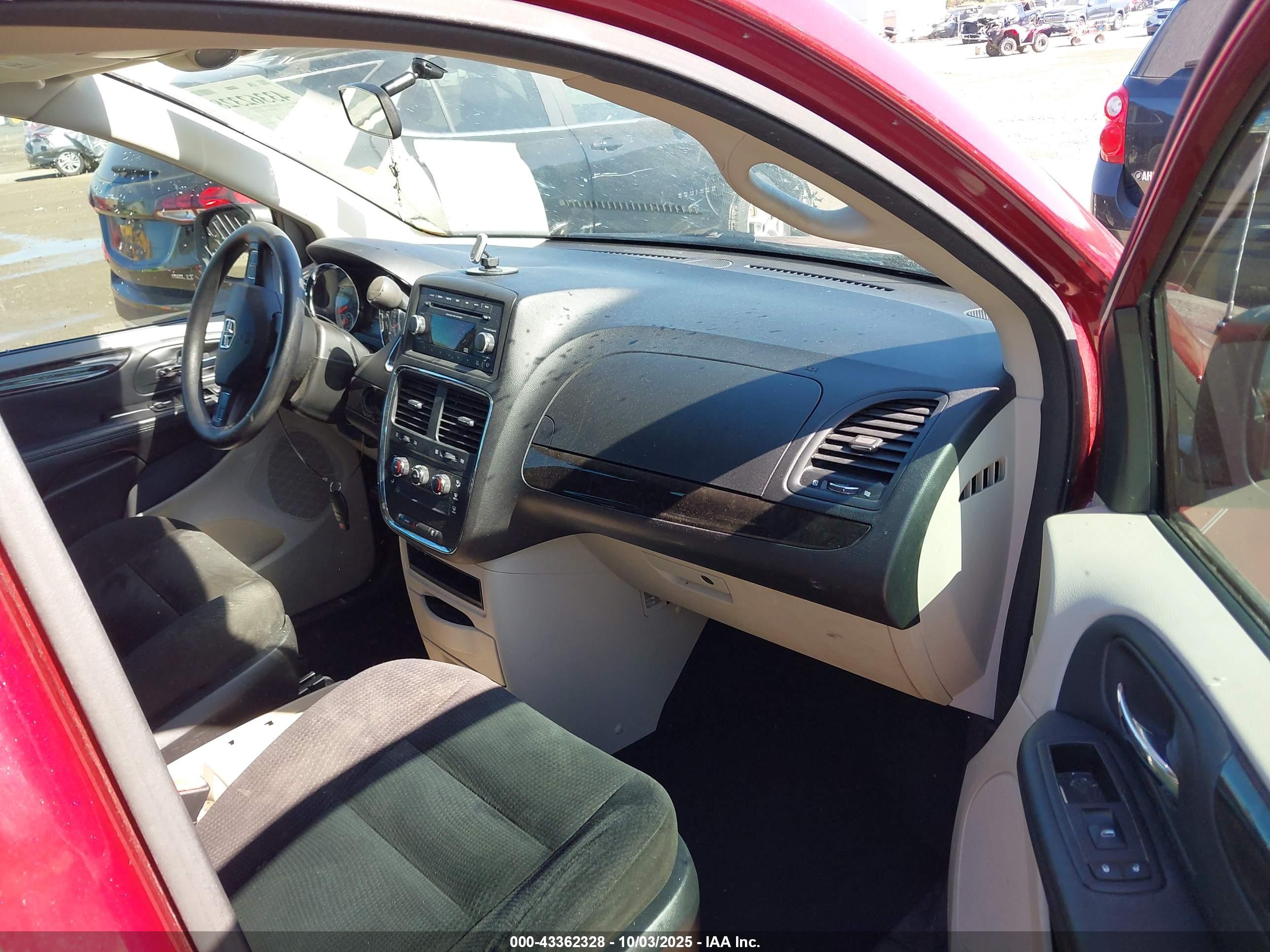 DODGE GRAND image 5