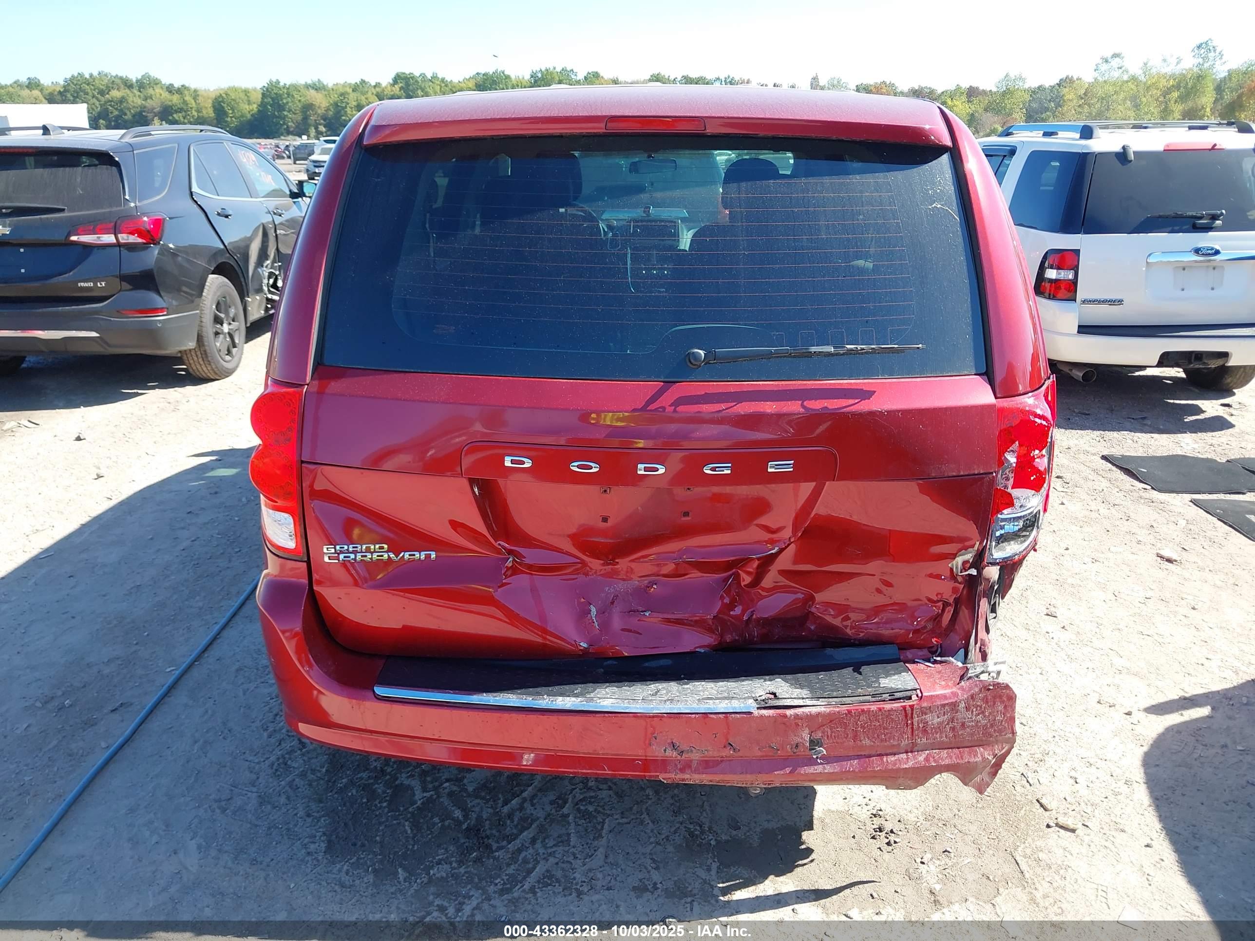 DODGE GRAND image 6