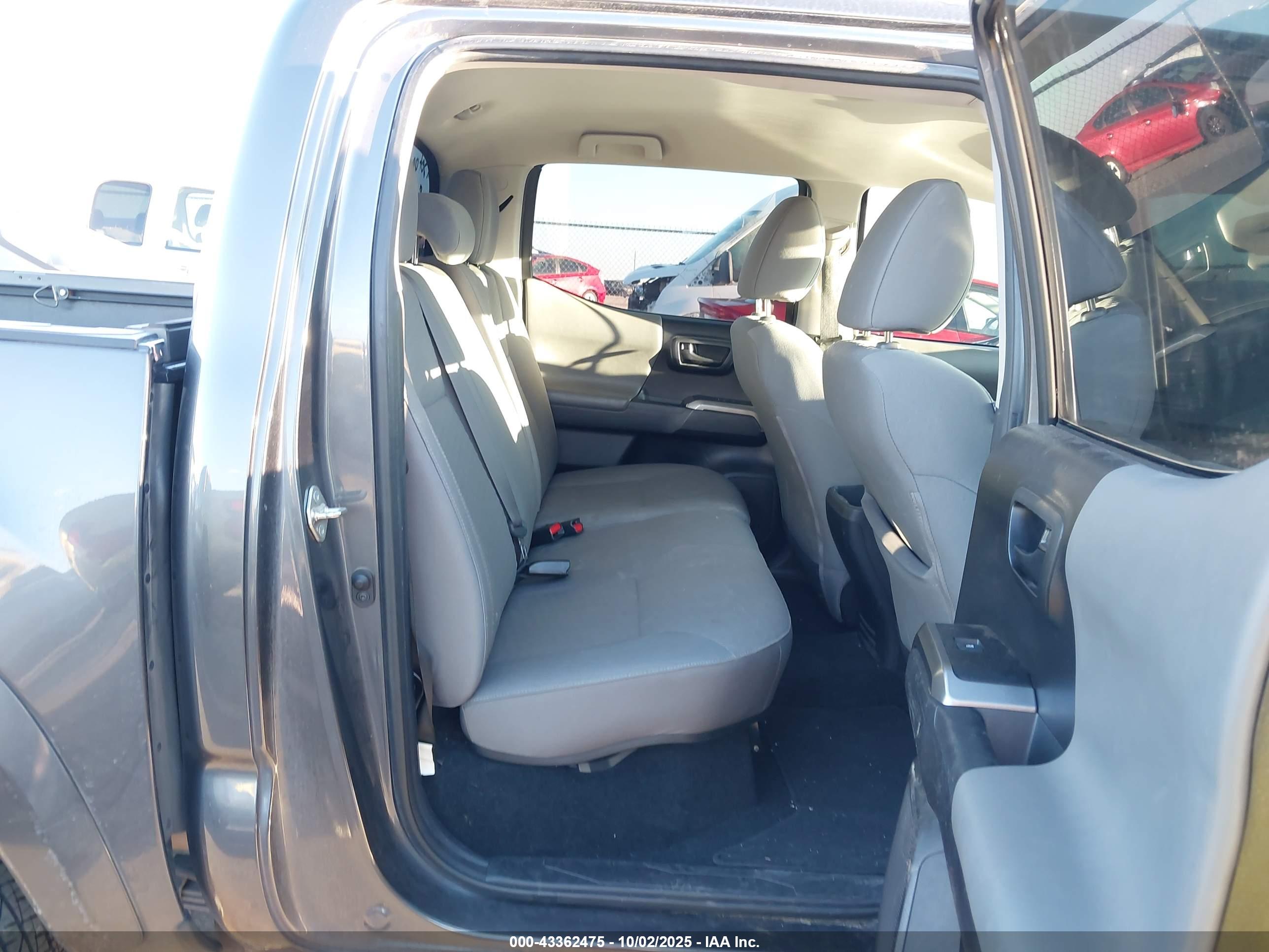 TOYOTA TACOMA image 8