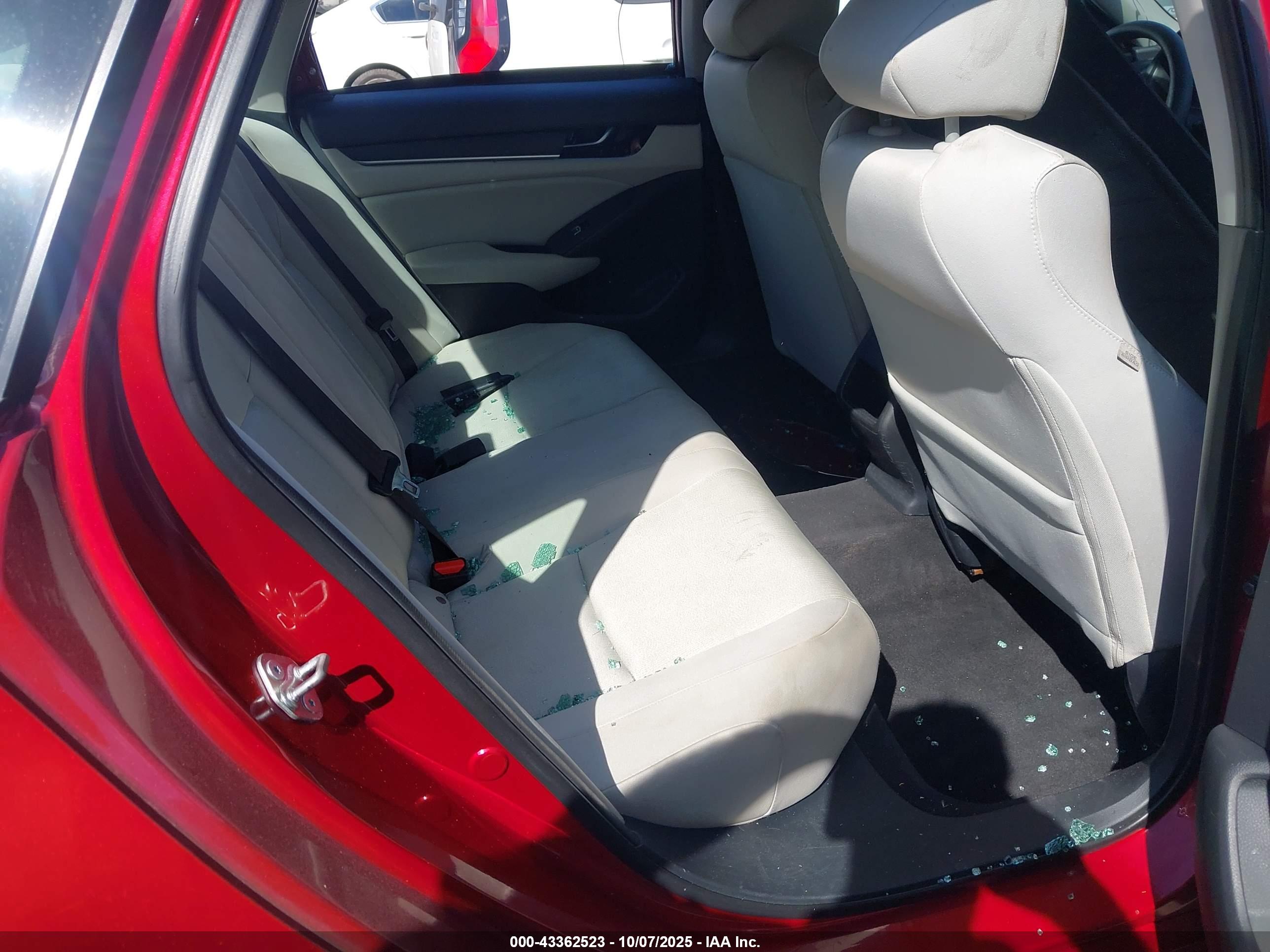 HONDA ACCORD image 8