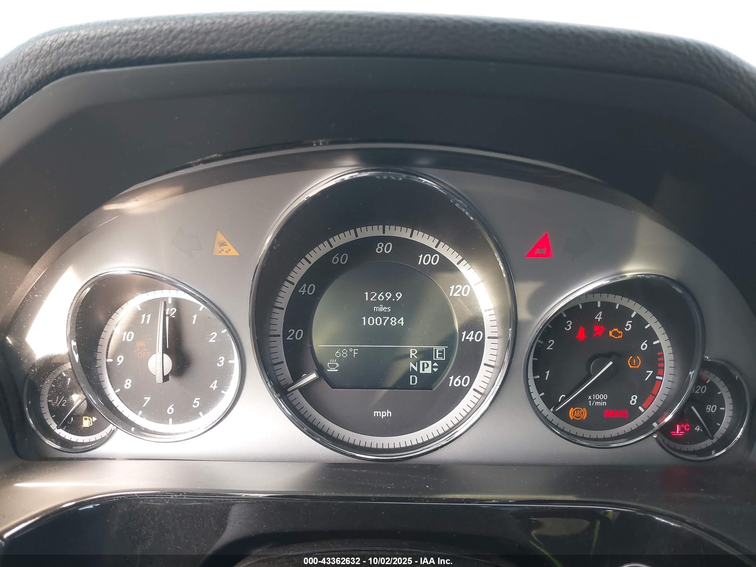 MERCEDES-BENZ E image 7