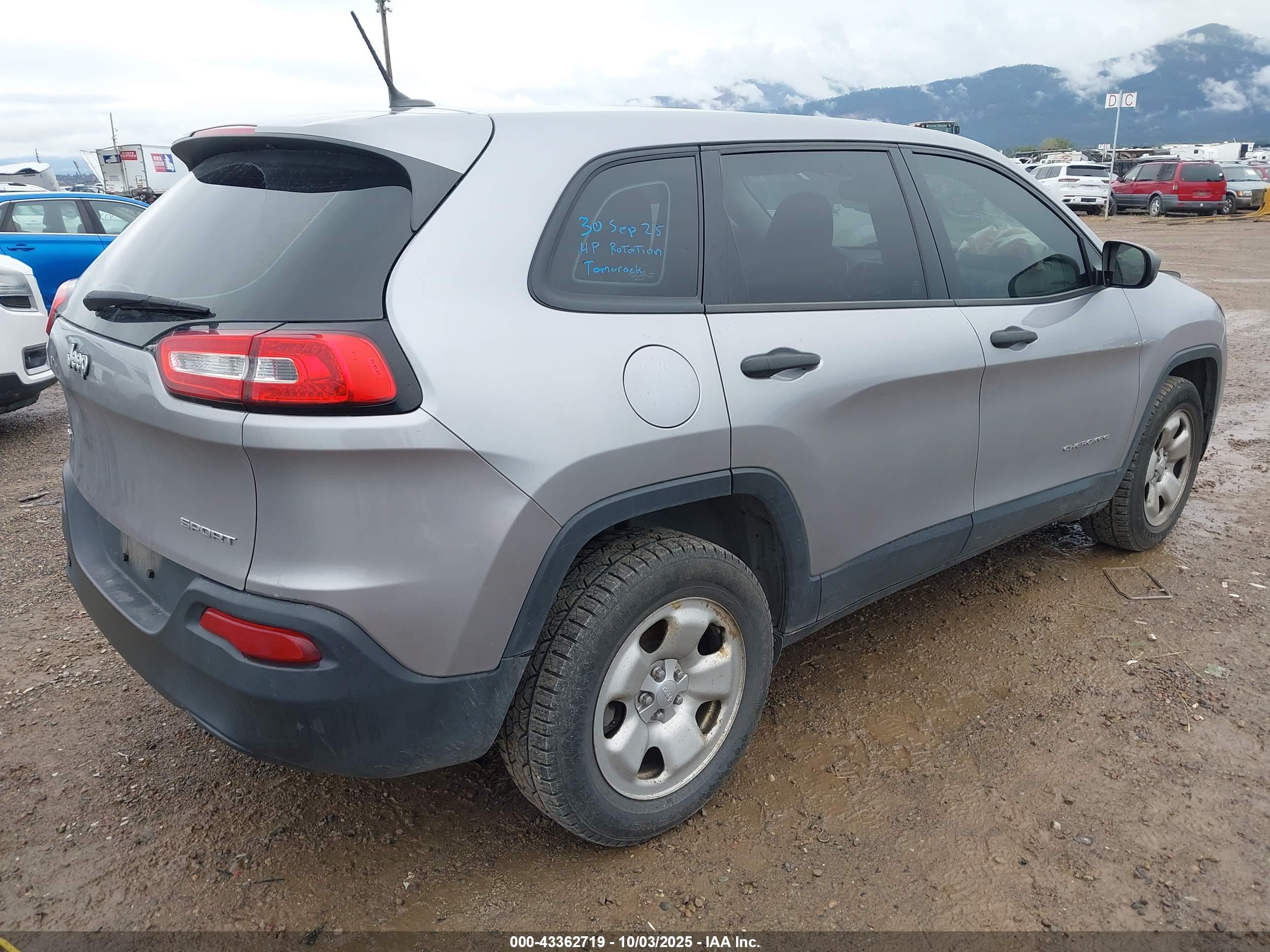 JEEP CHEROKEE image 4
