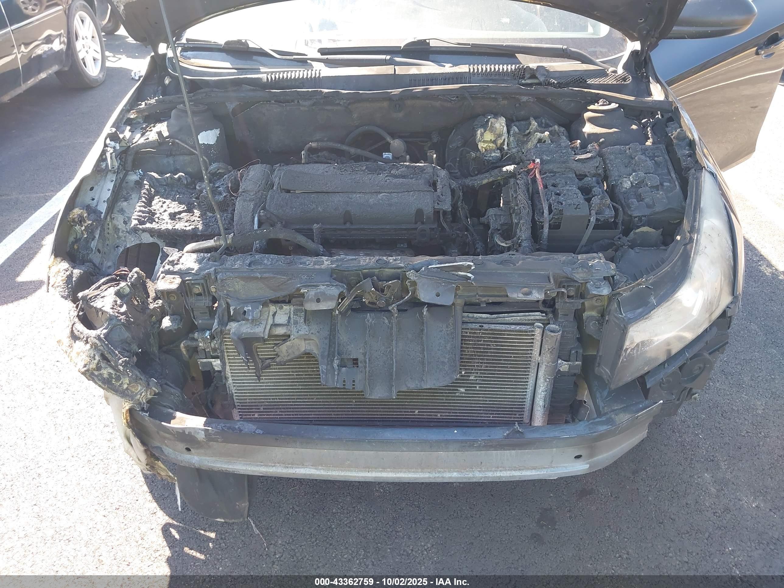 CHEVROLET CRUZE image 6