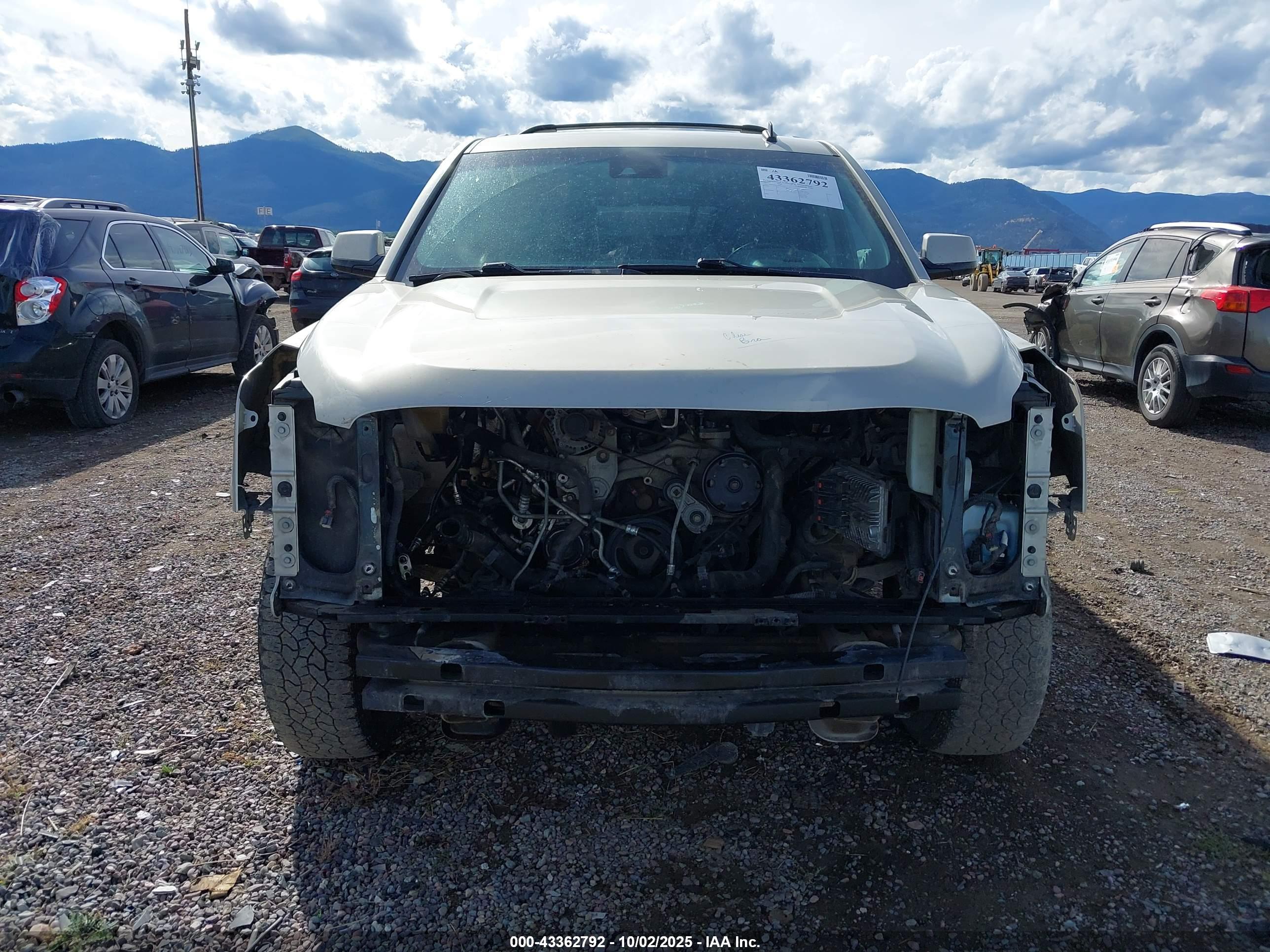 GMC YUKON image 6