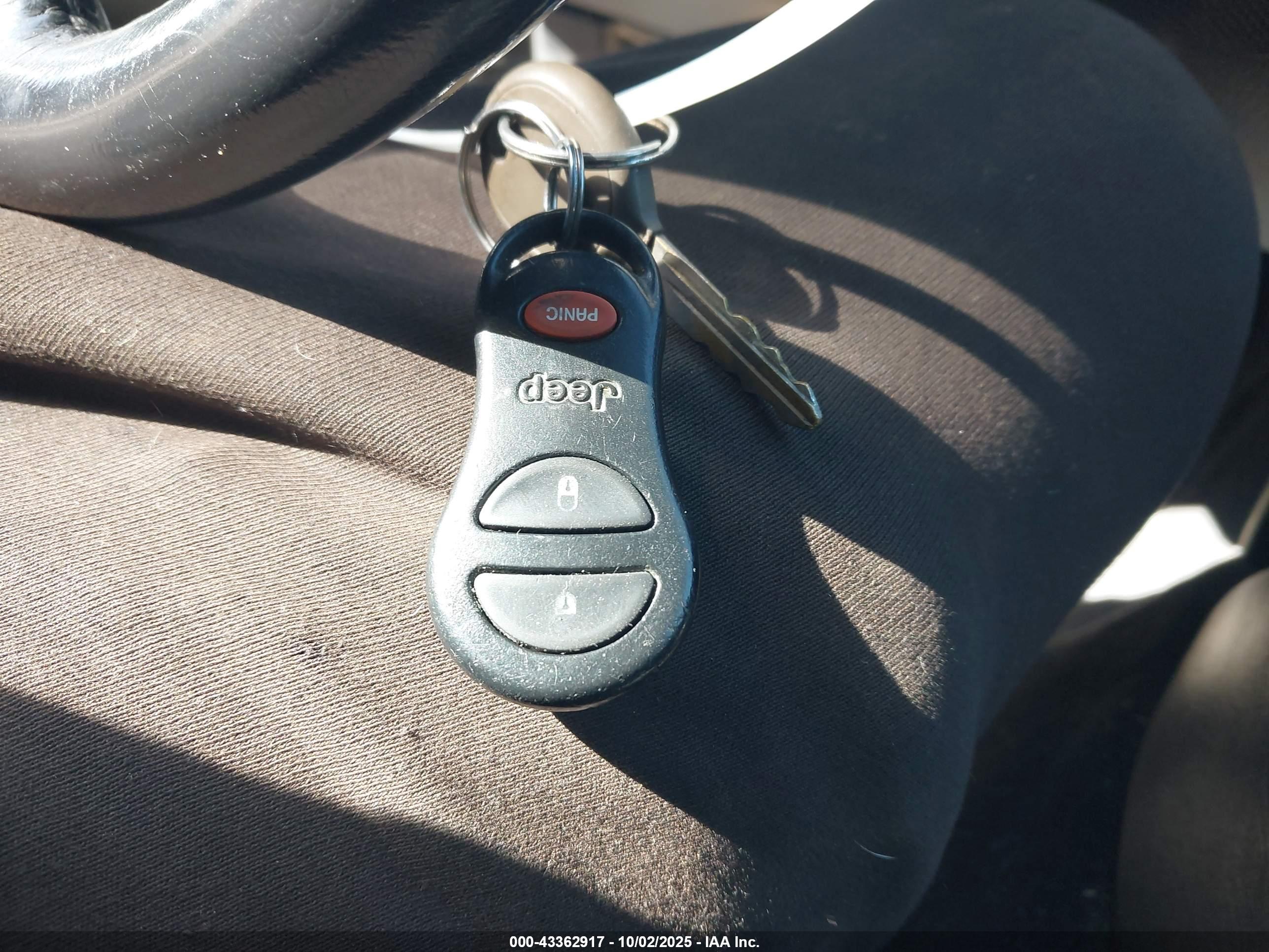 JEEP GRAND image 11