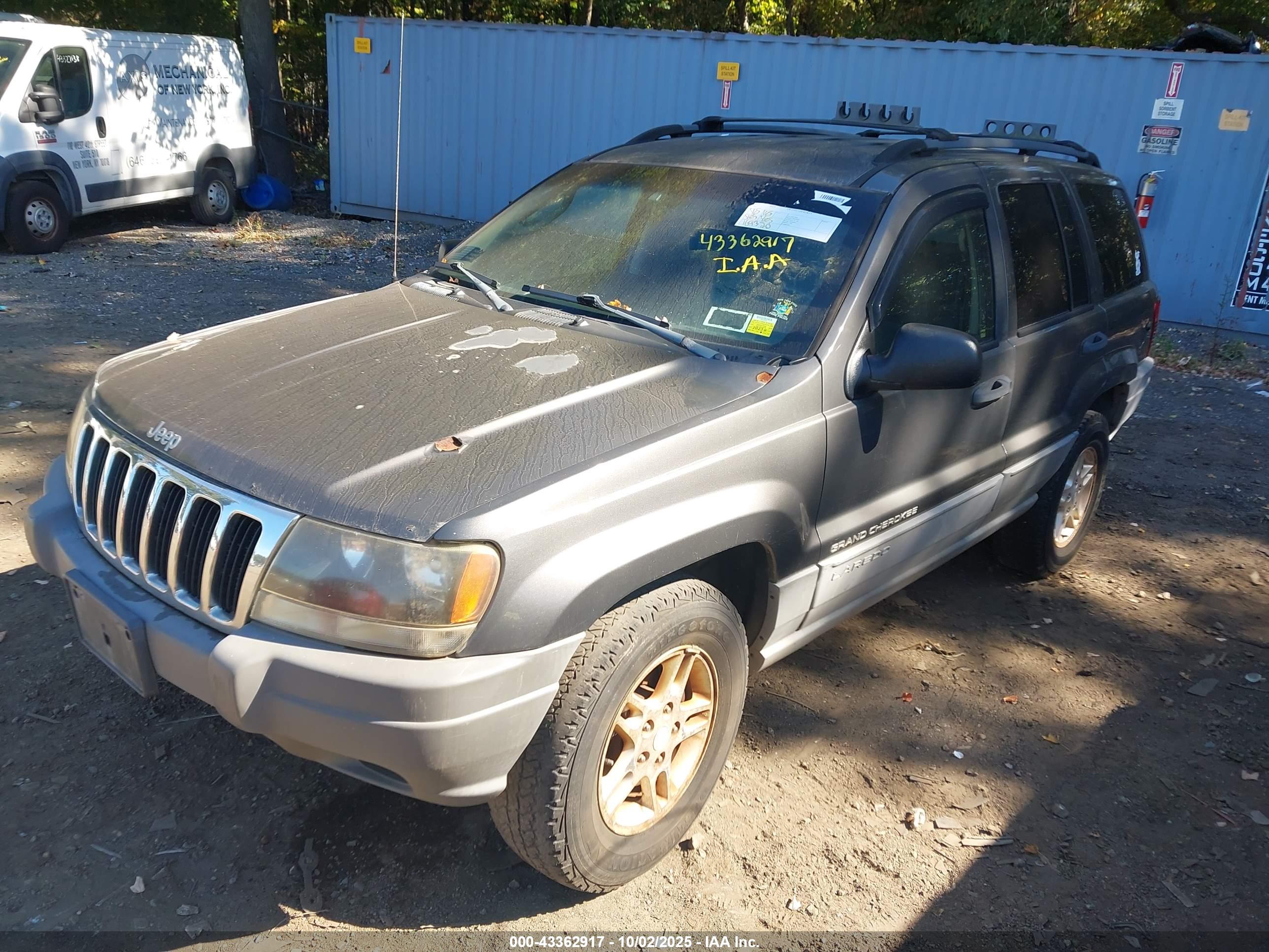 JEEP GRAND image 2