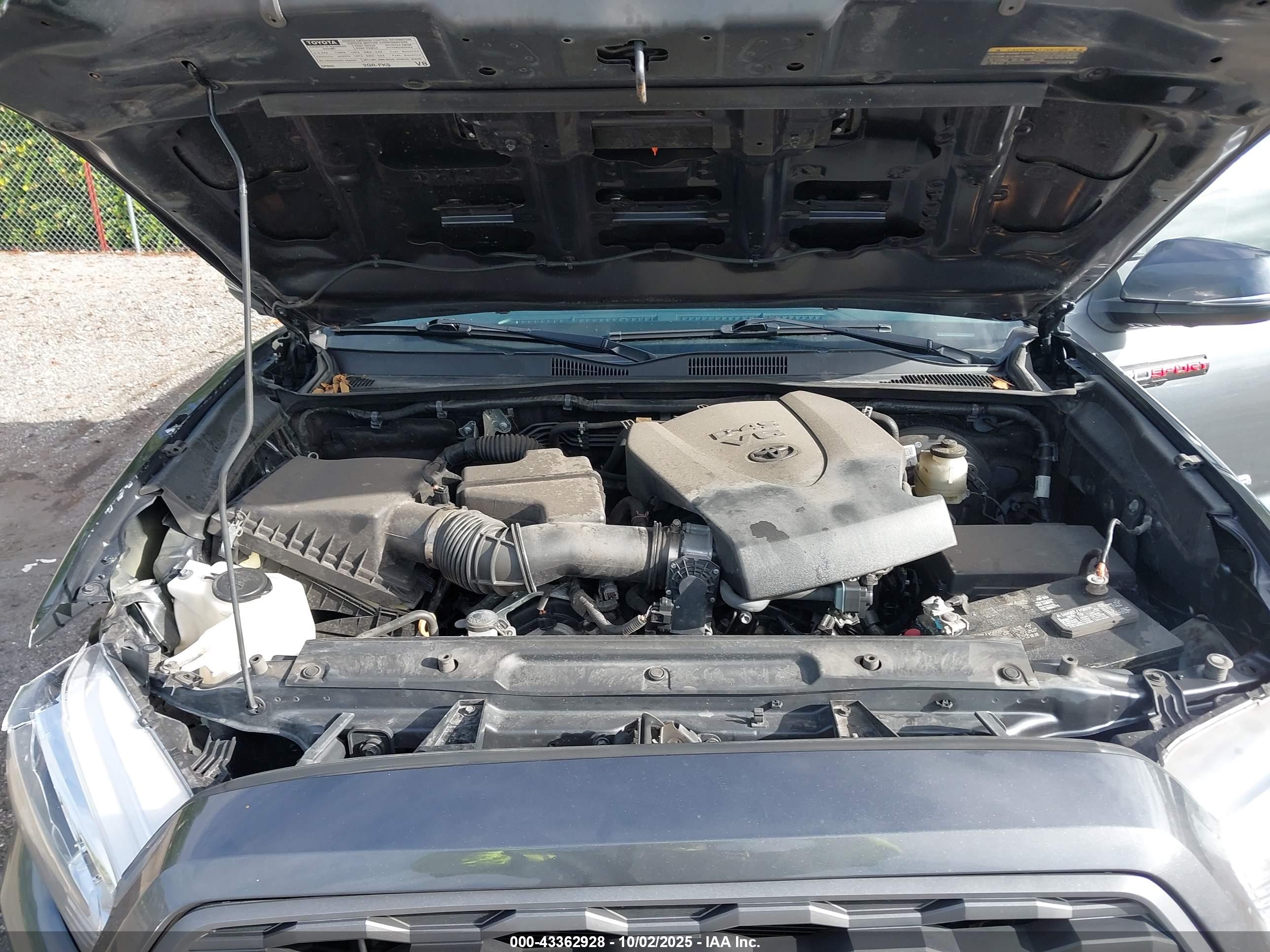TOYOTA TACOMA image 10