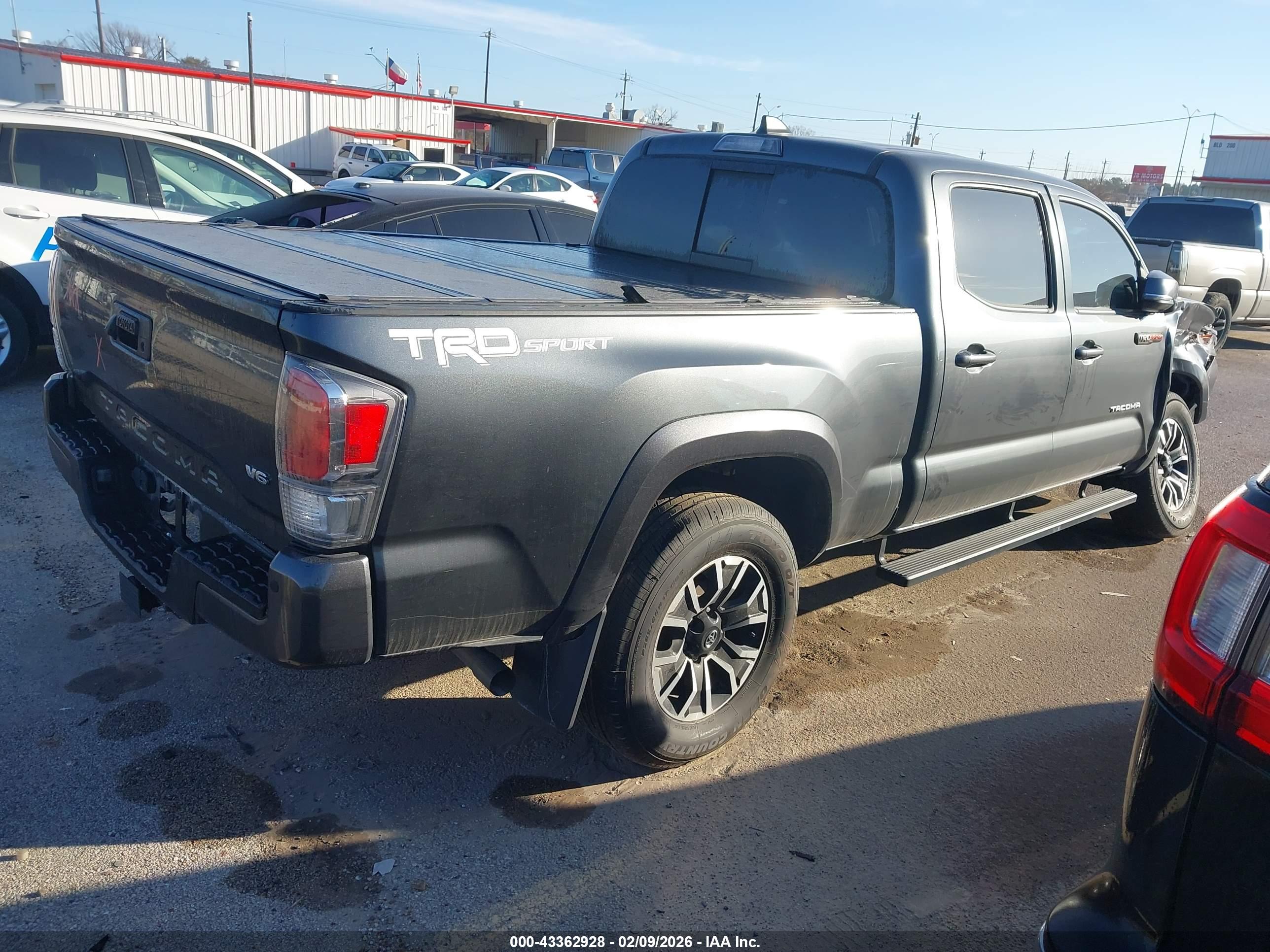 TOYOTA TACOMA image 4