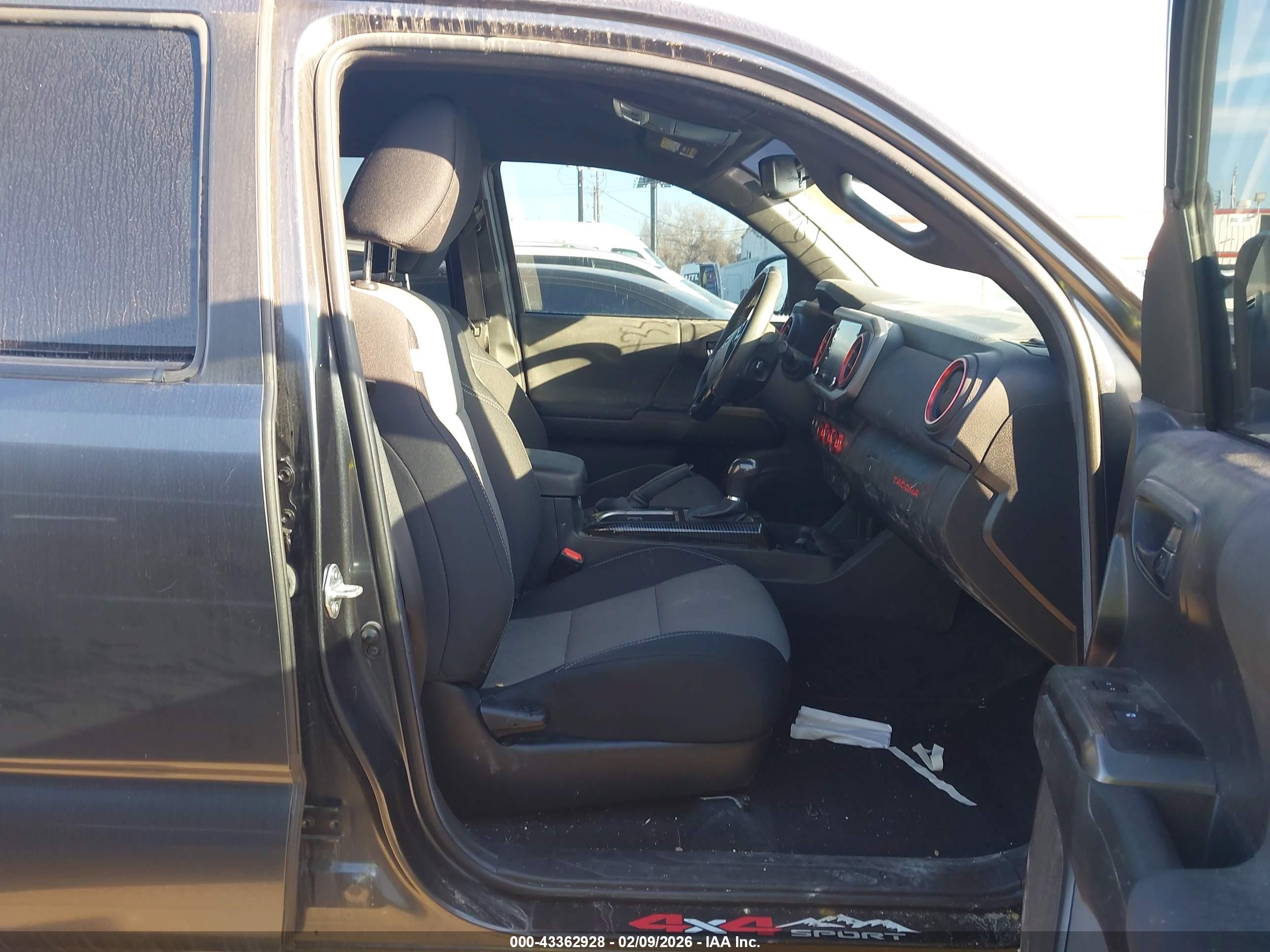 TOYOTA TACOMA image 5