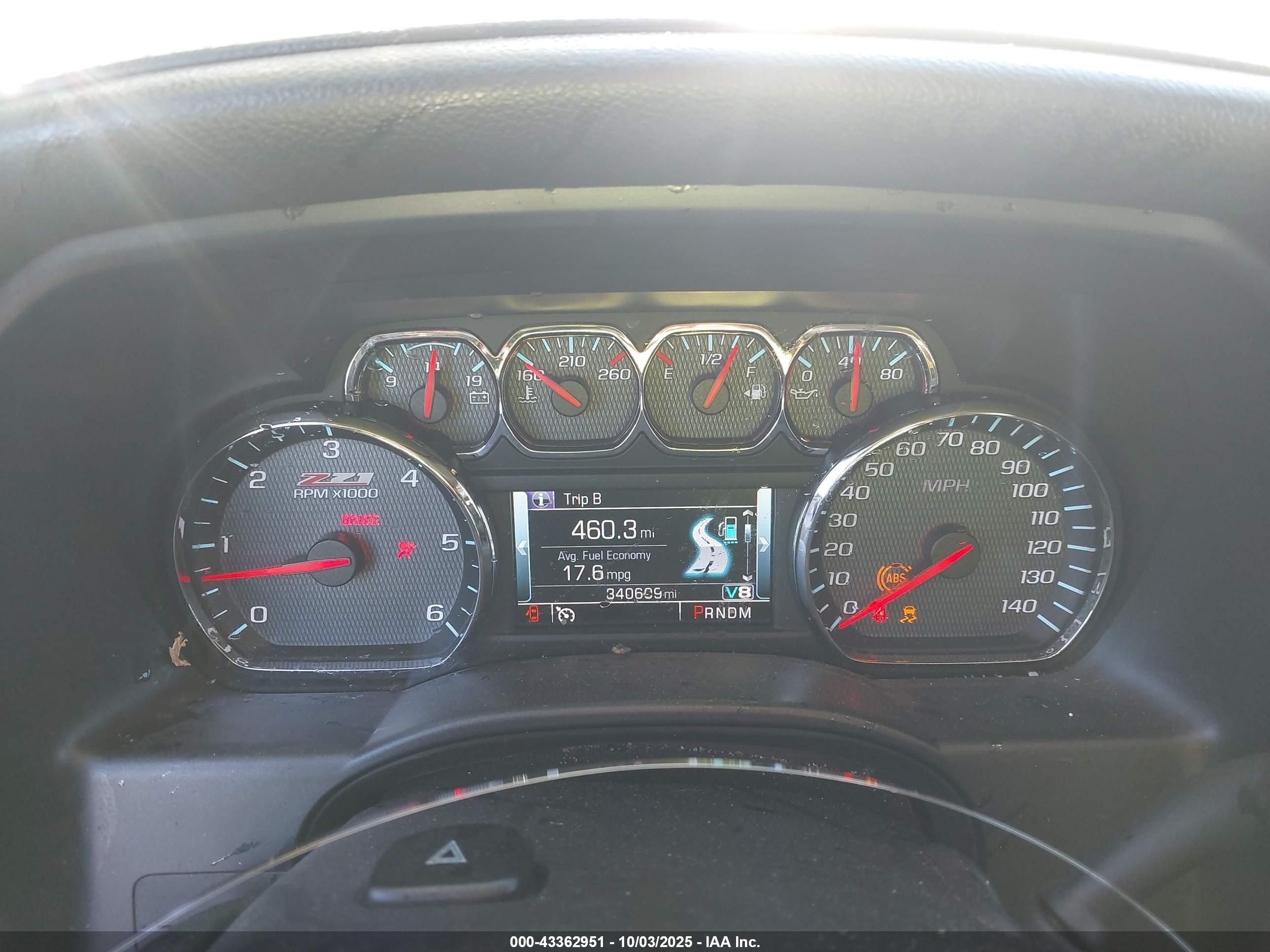 CHEVROLET SILVERADO image 7