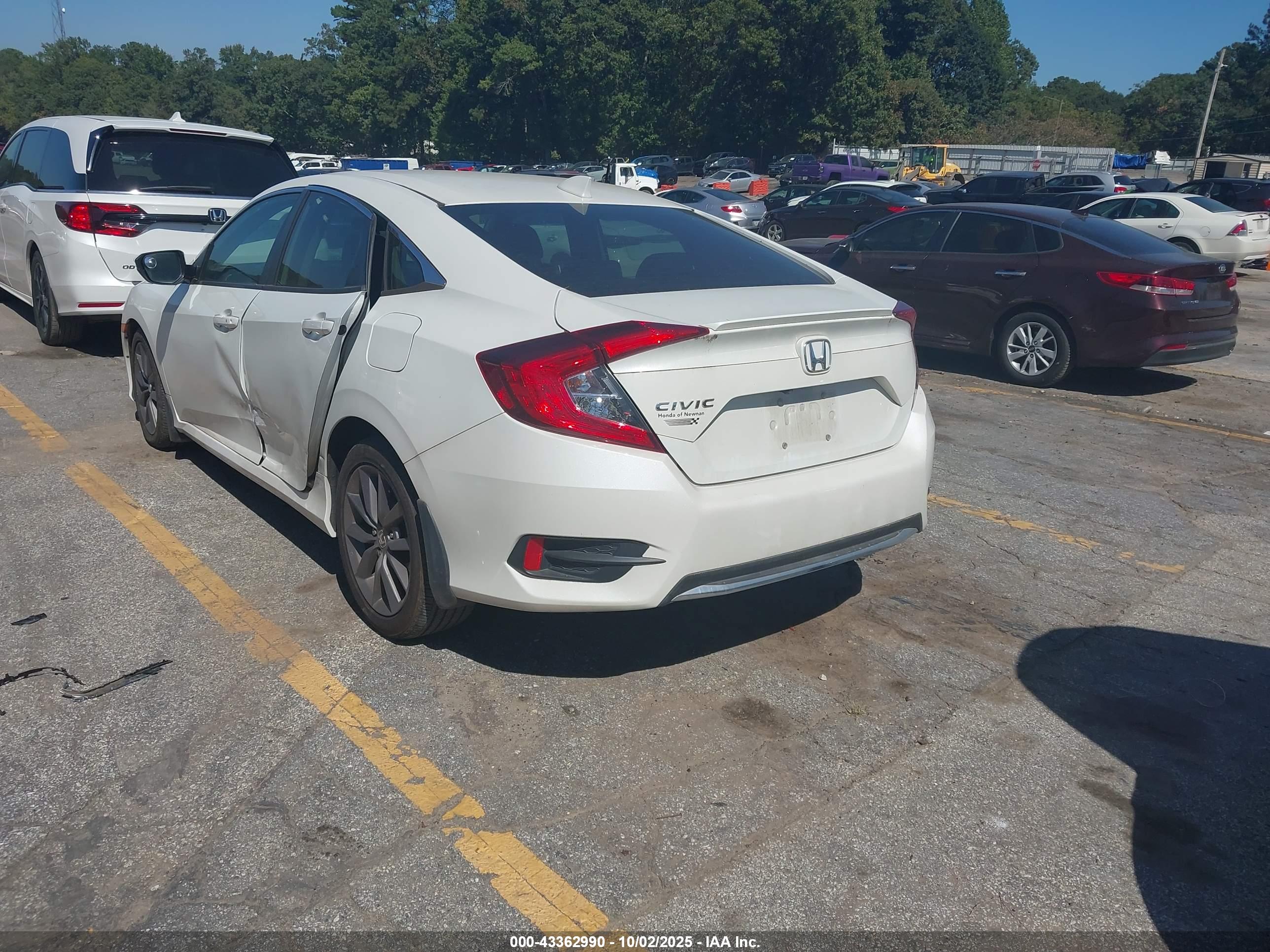 HONDA CIVIC image 3
