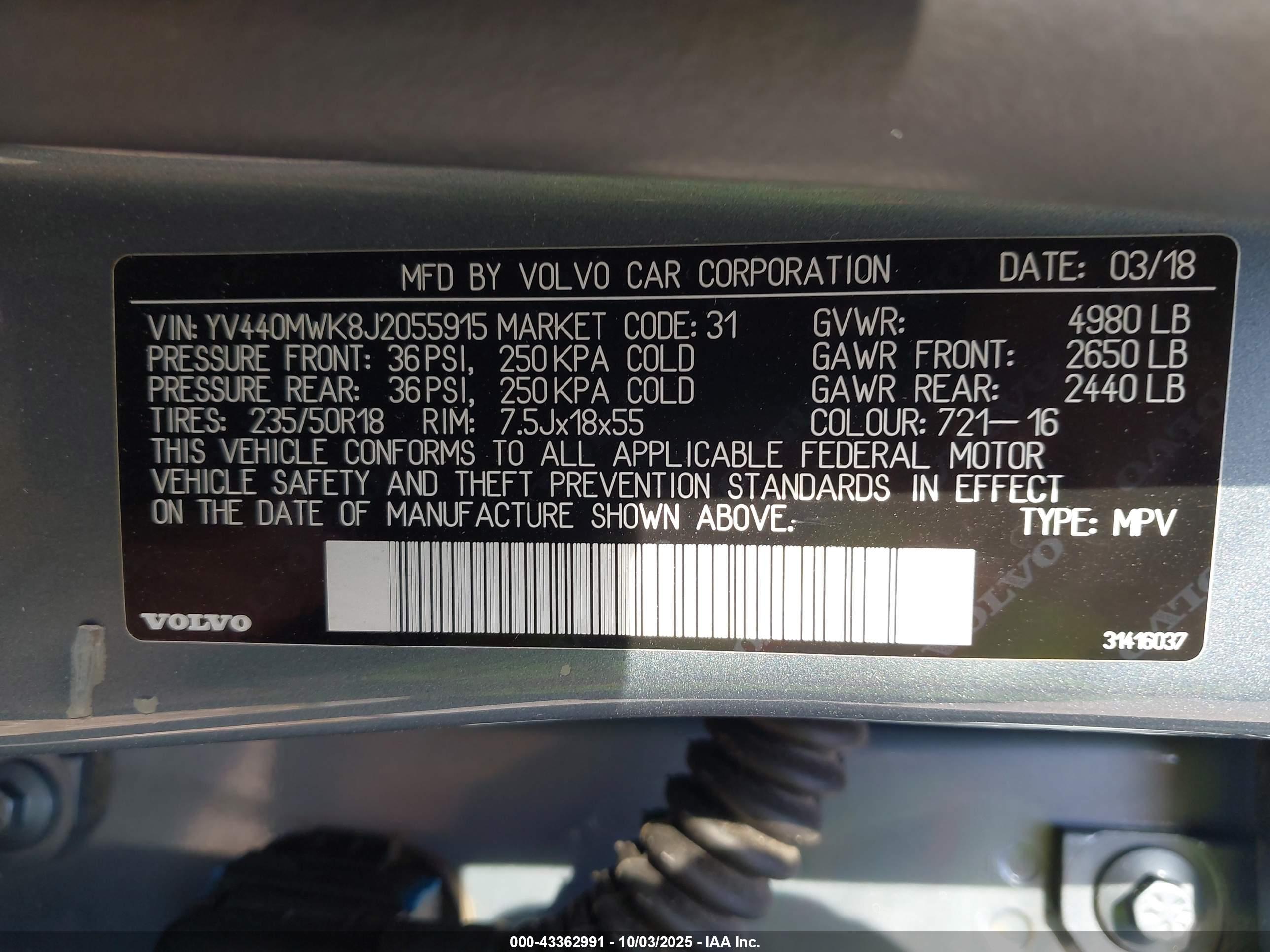 VOLVO V60 image 9