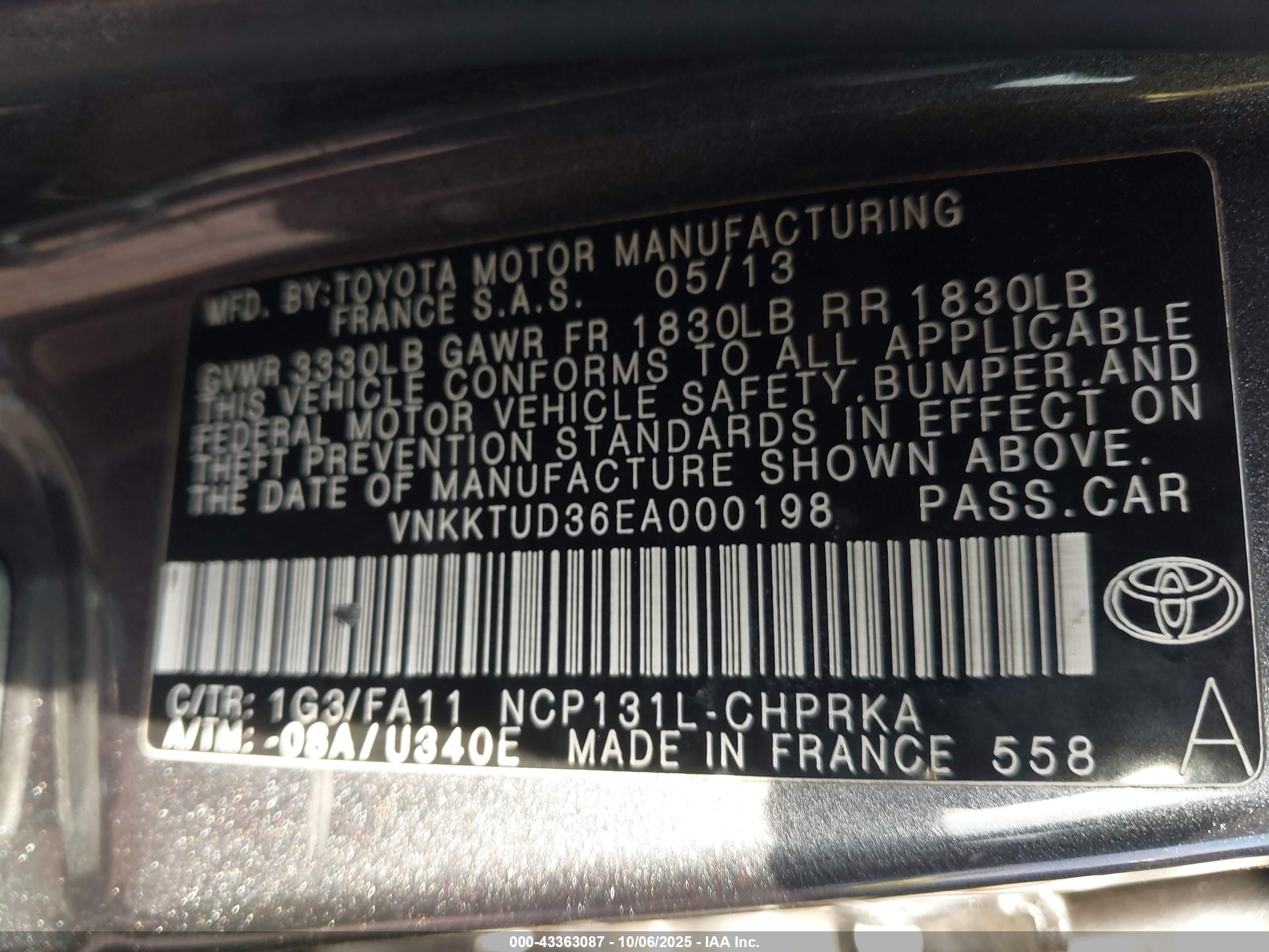 TOYOTA YARIS image 9