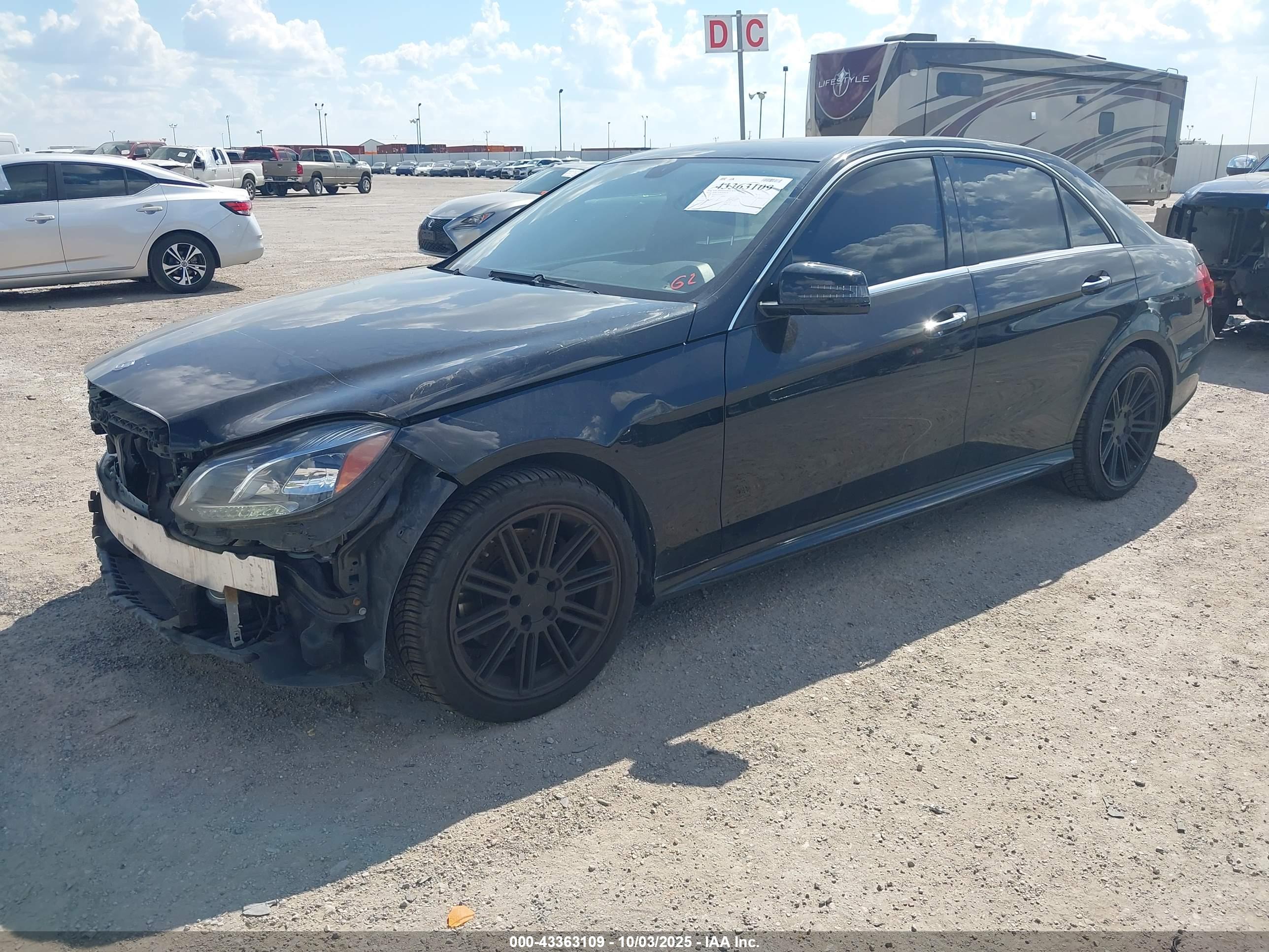 MERCEDES-BENZ E image 2