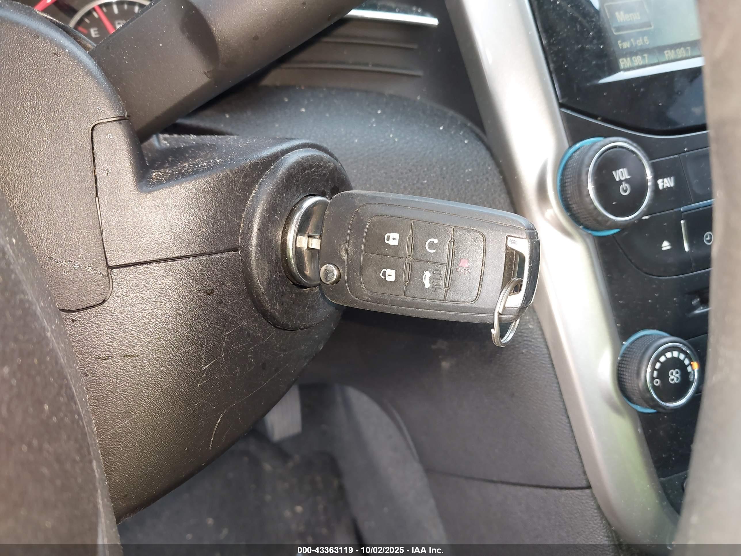 CHEVROLET MALIBU image 11