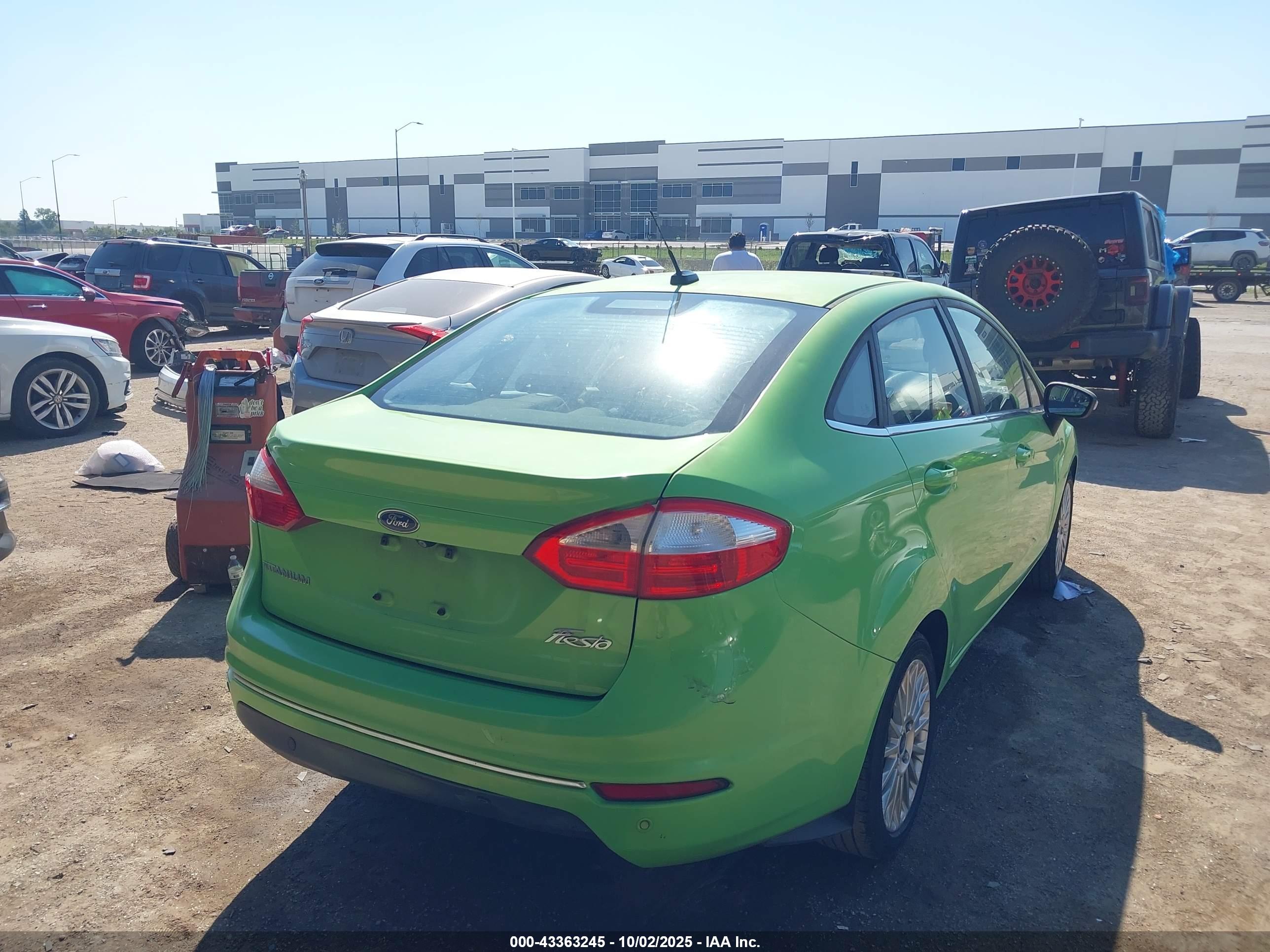 FORD FIESTA image 4