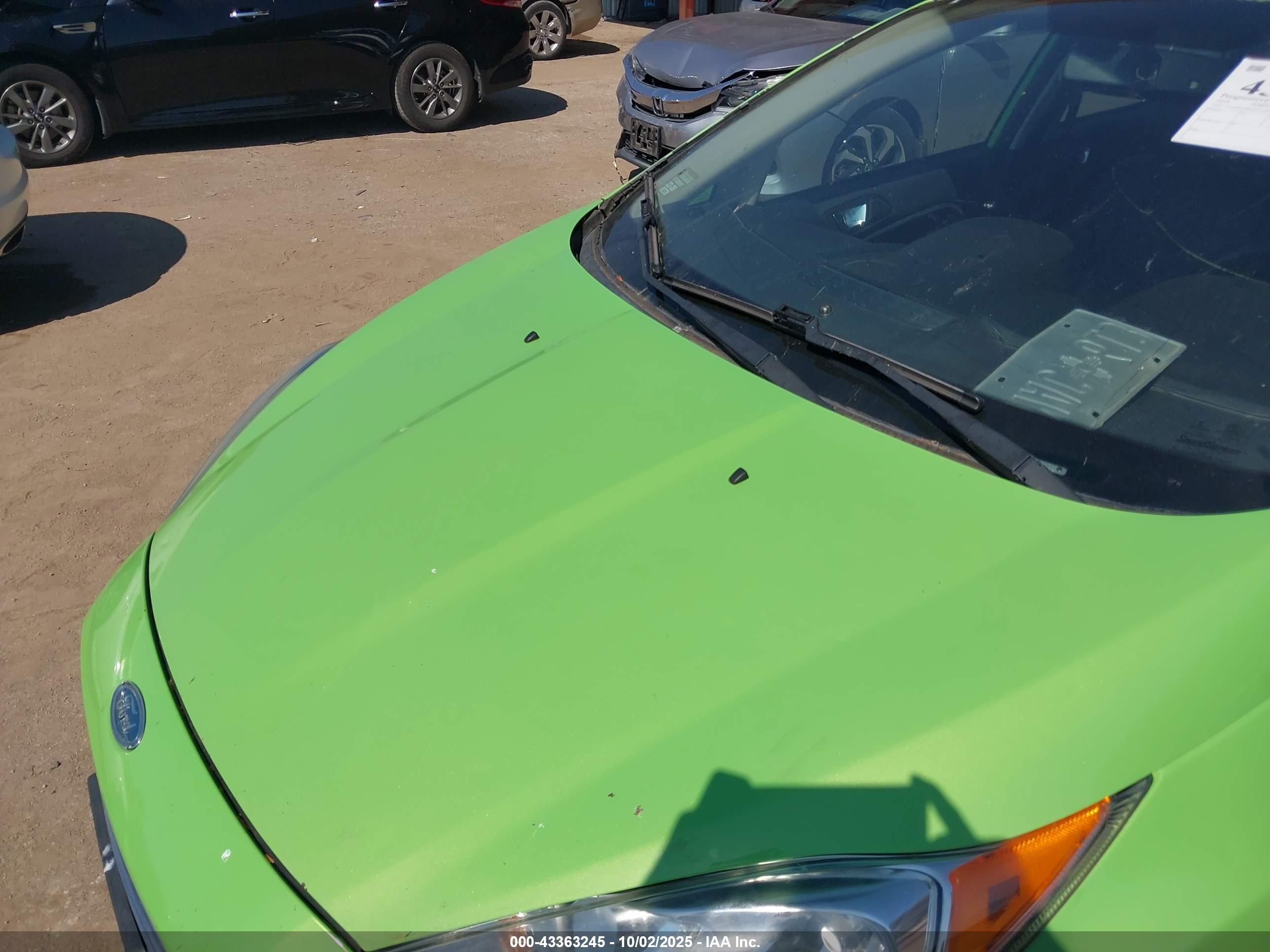 FORD FIESTA image 6